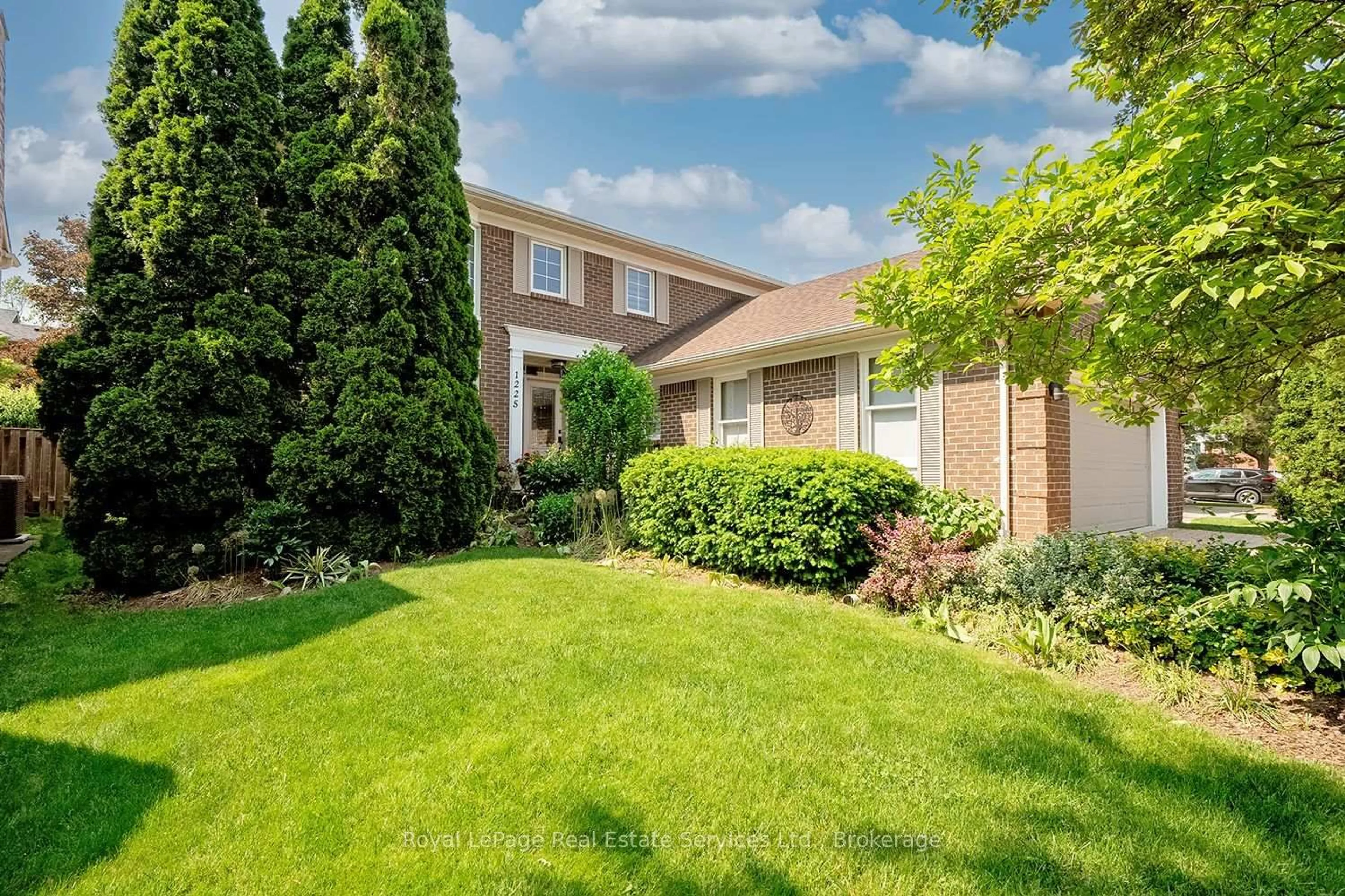 Unknown for 1225 Old Post Dr, Oakville Ontario L6M 1A5