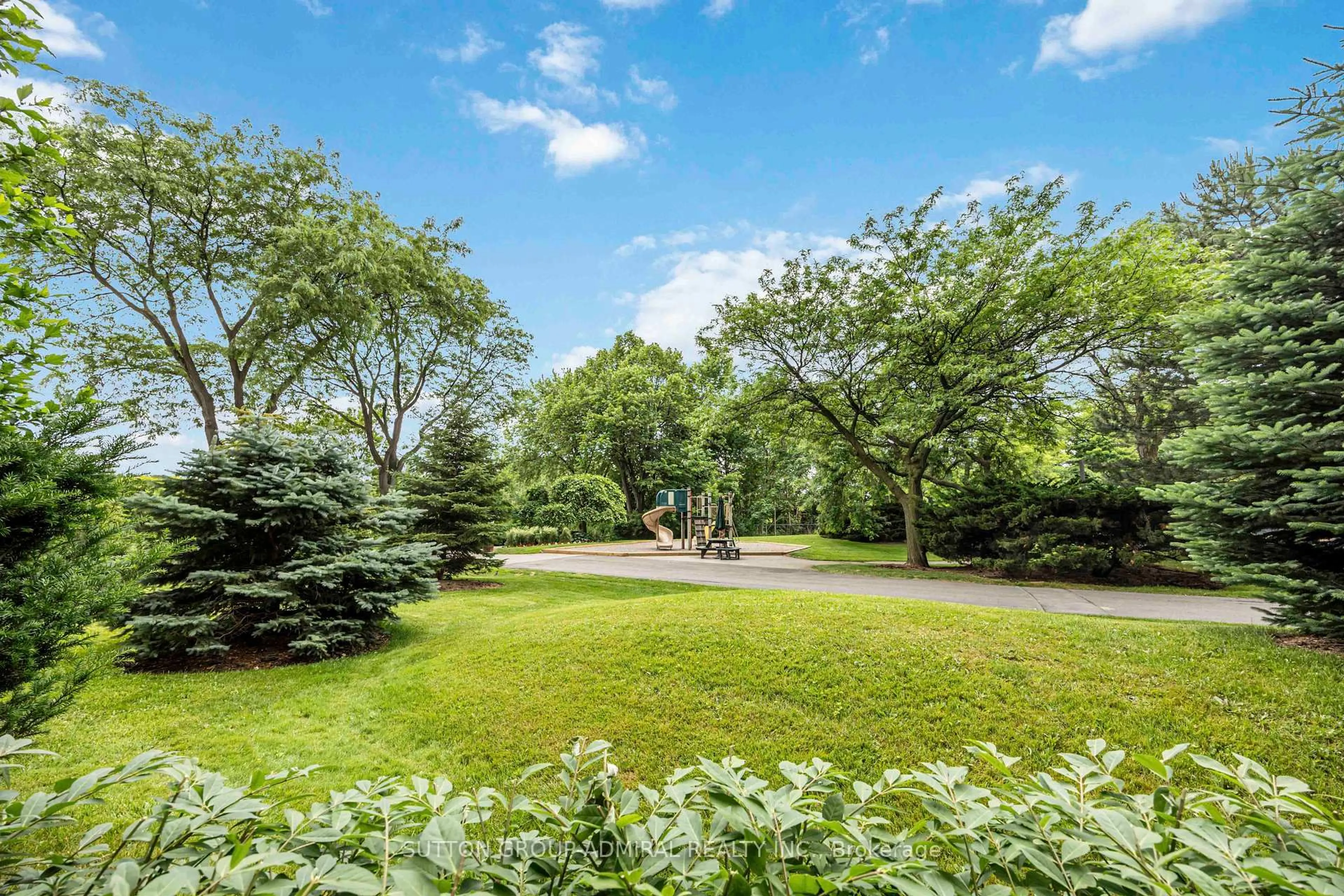 Patio, forest/trees view for 296 Mill Rd #G7, Toronto Ontario M9C 4X8