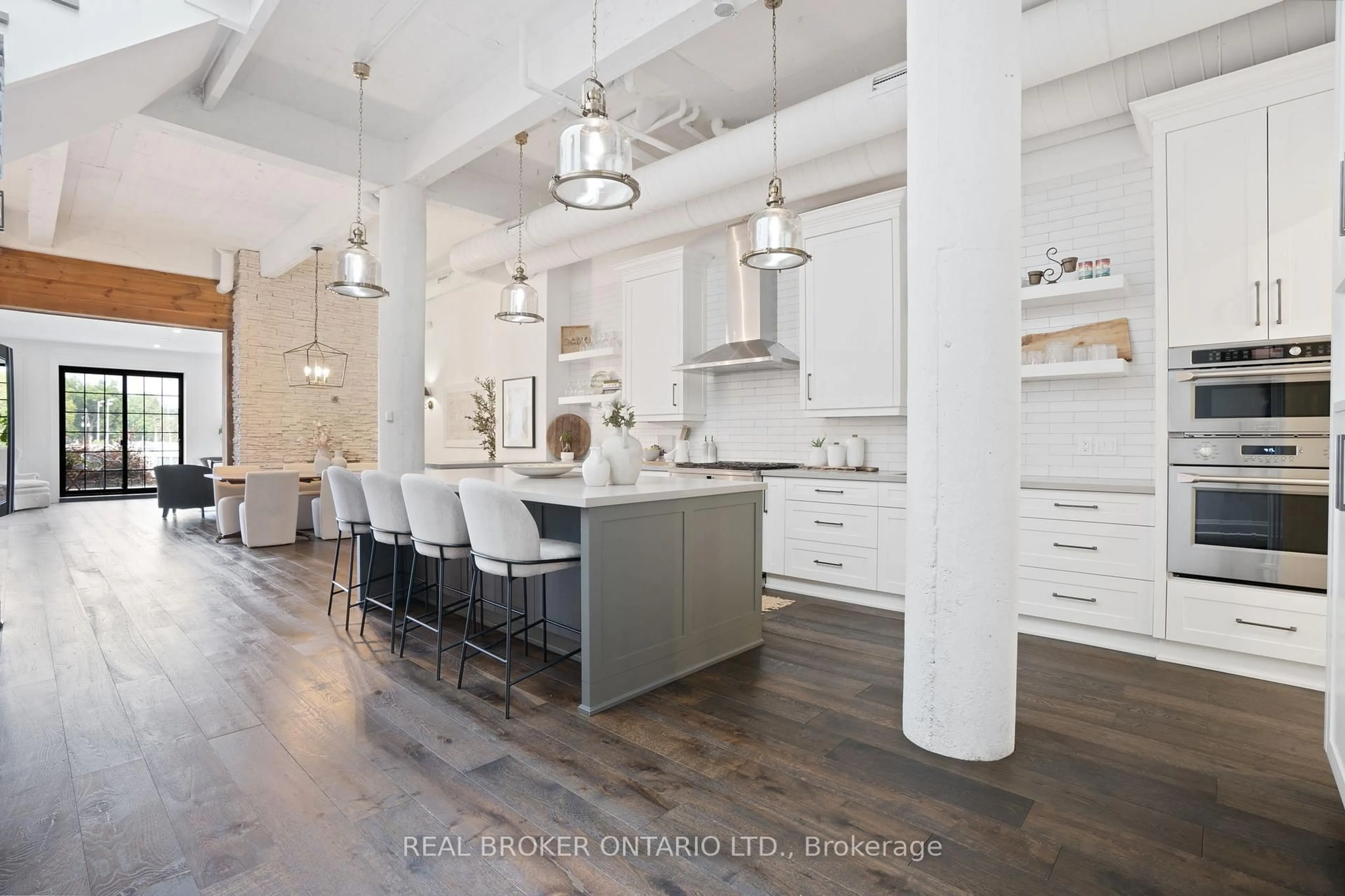 Open concept kitchen, unknown for 71 Forsythe St, Oakville Ontario L6K 3R7