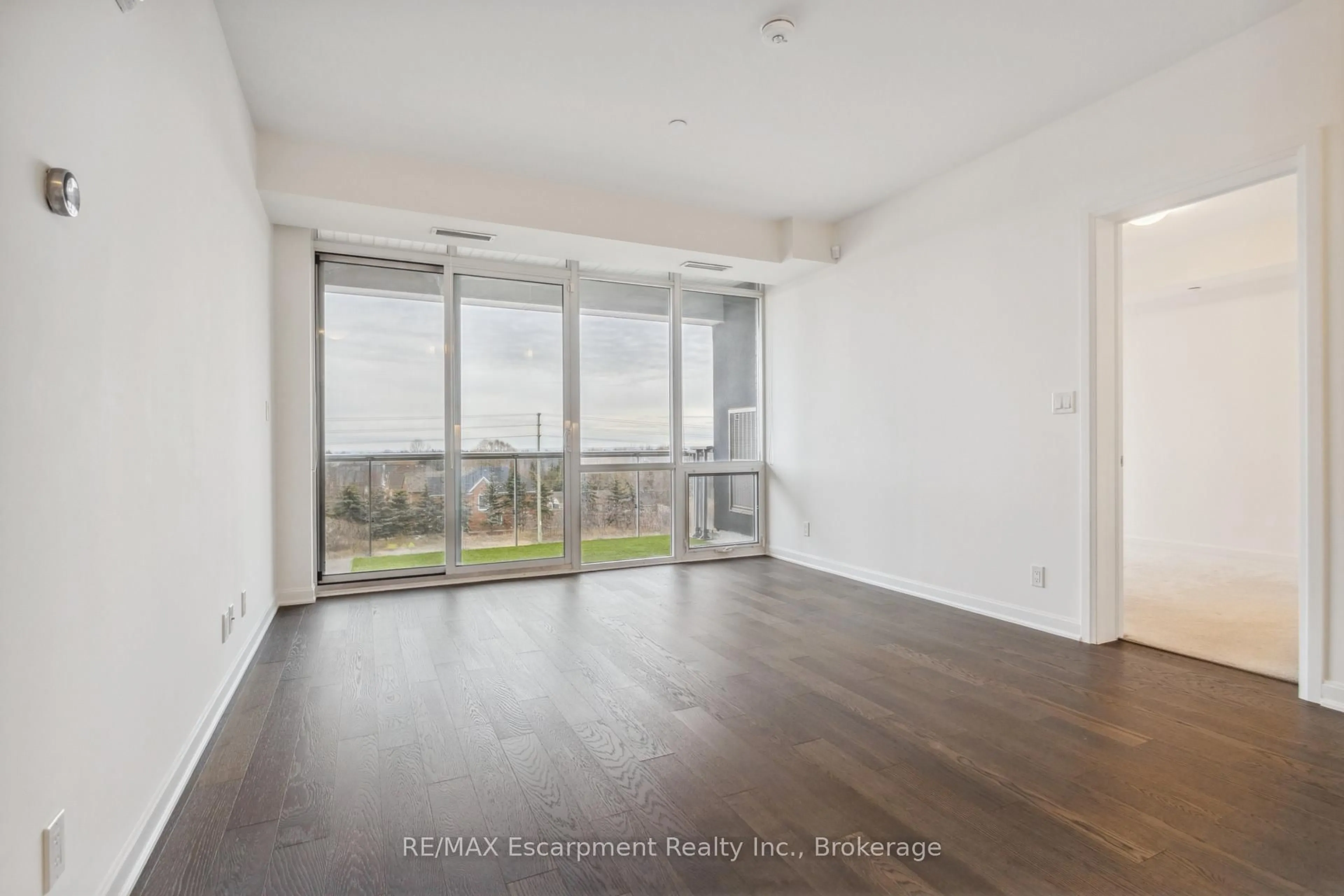 A pic of a room for 3028 CREEKSHORE COMMON #309, Oakville Ontario L6M 5K6