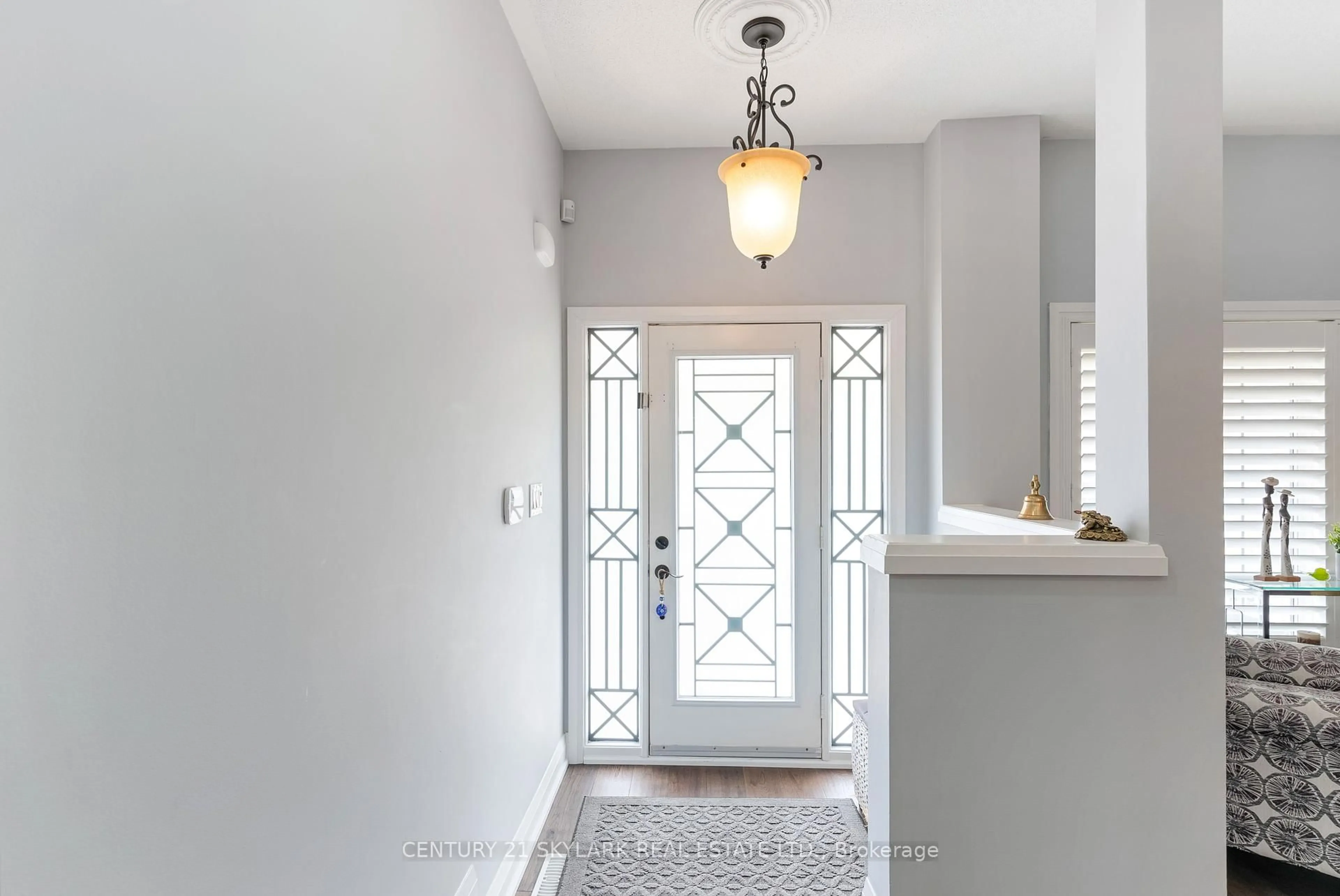 Indoor entryway for 26 Windswept Tr, Brampton Ontario L7A 0J1