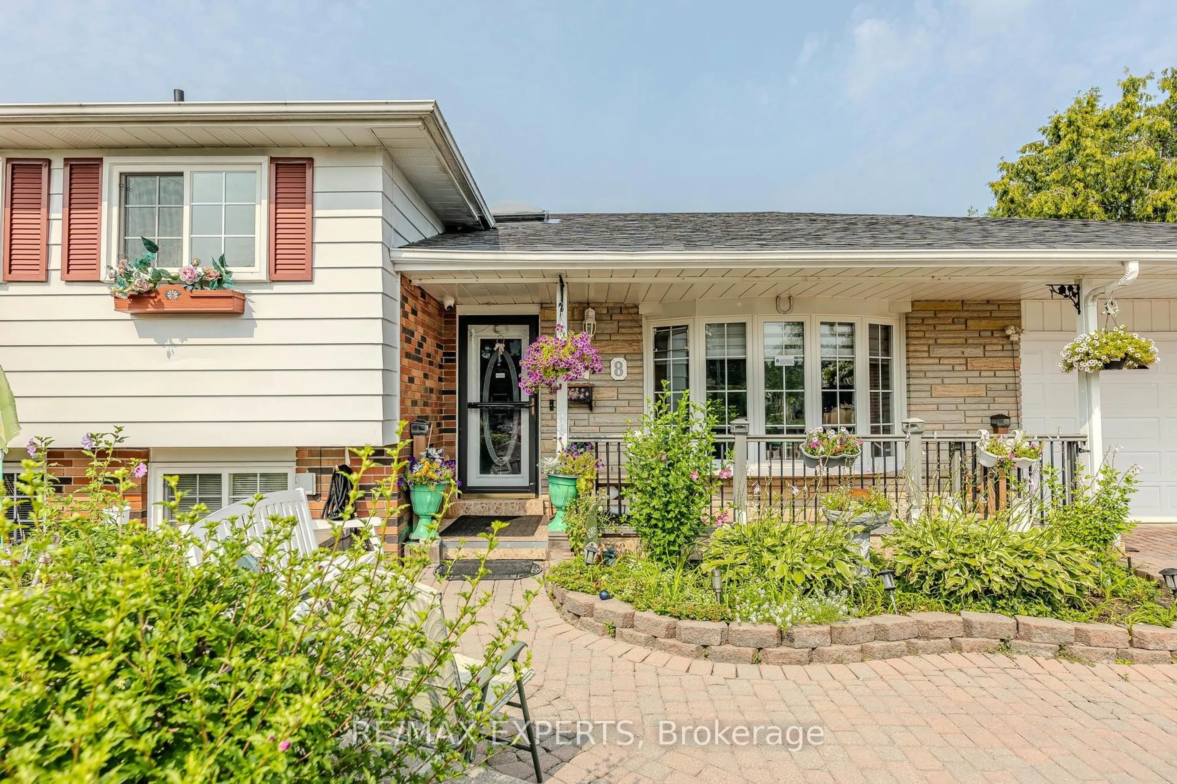 Home with brick exterior material, street for 8 EASTON Pl, Brampton Ontario L6T 2A7