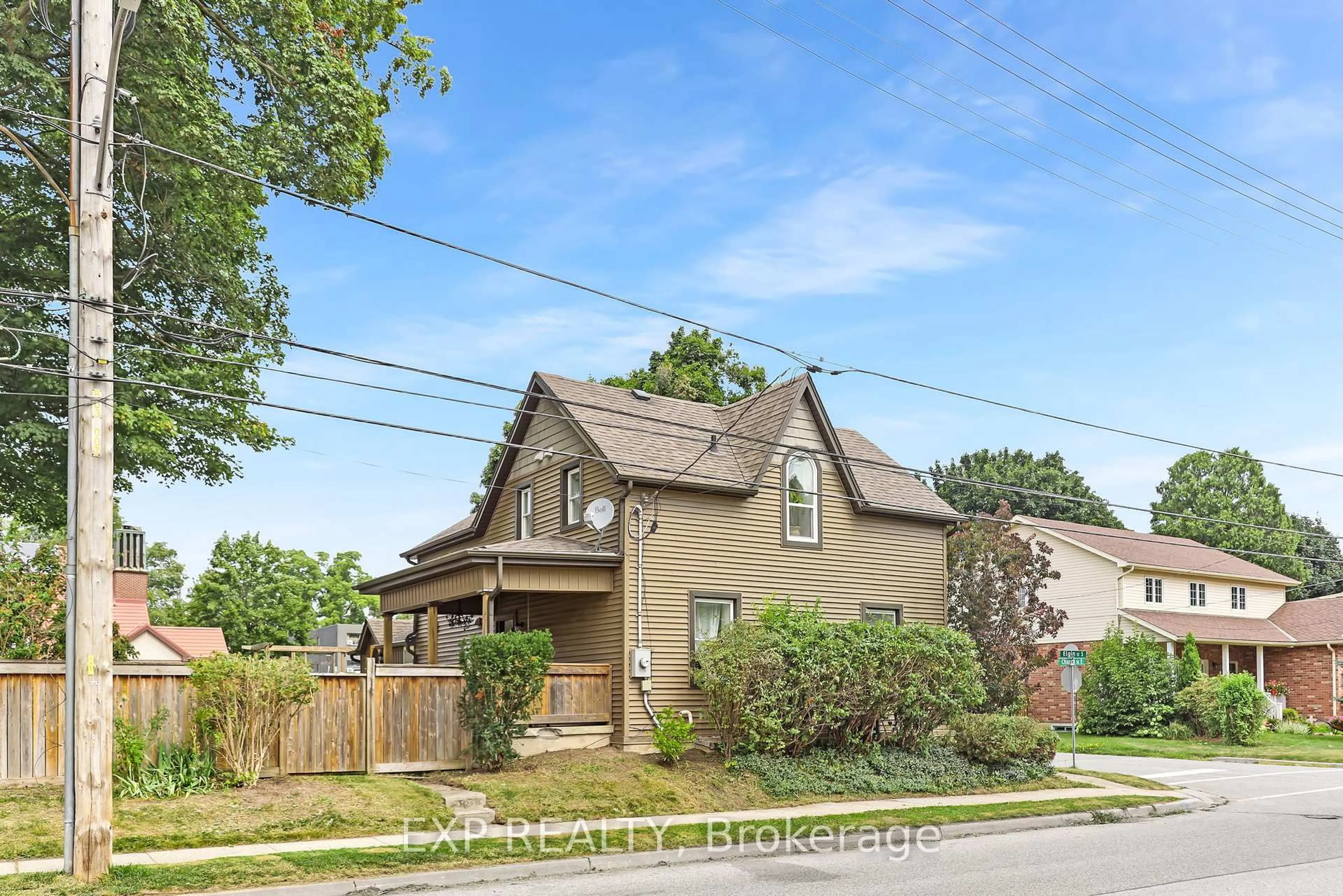 Home with brick exterior material, street for 20 Elgin St, Halton Hills Ontario L7J 2B3