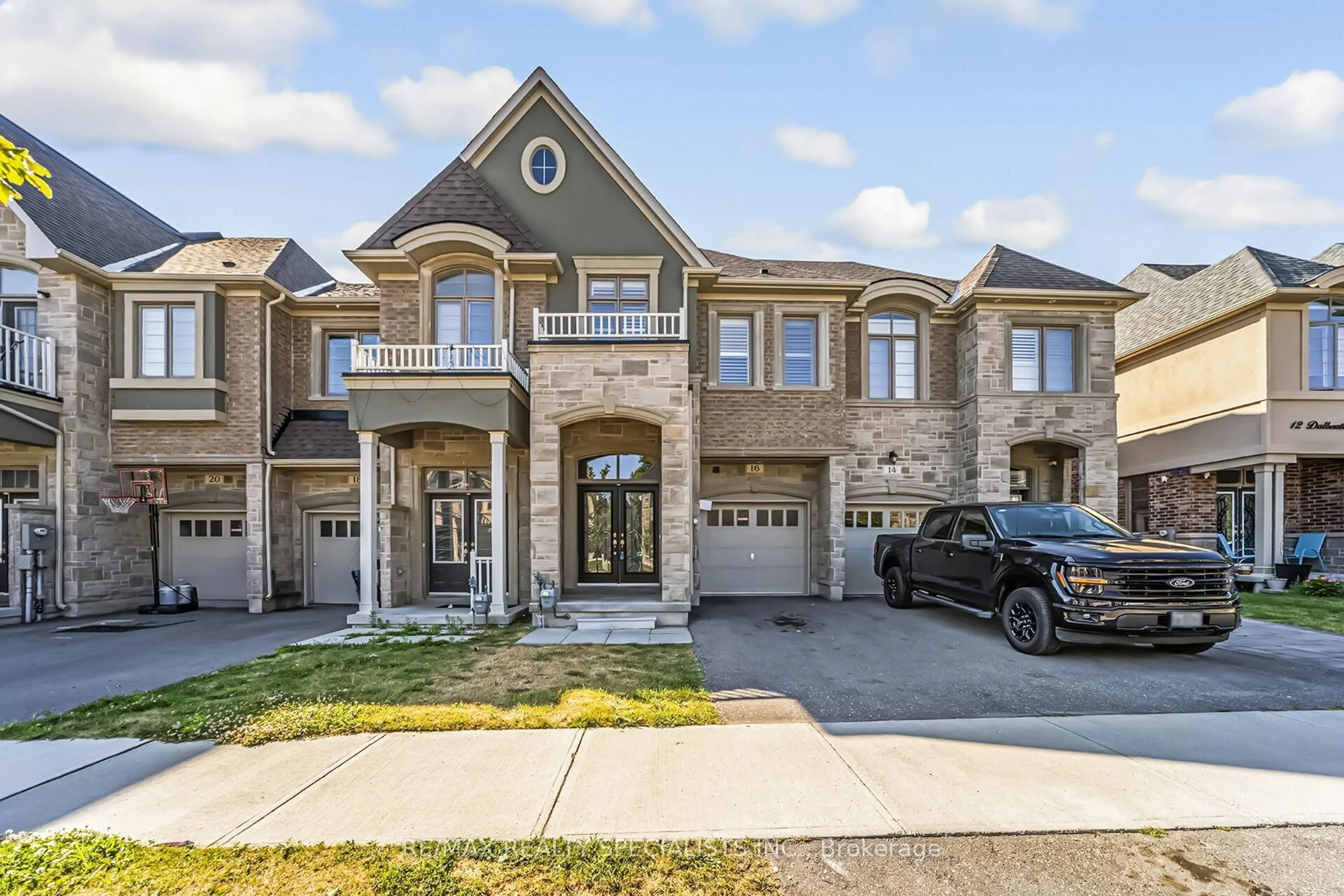 Home with brick exterior material, street for 16 Dalbeattie Dr, Brampton Ontario L6Y 0E3