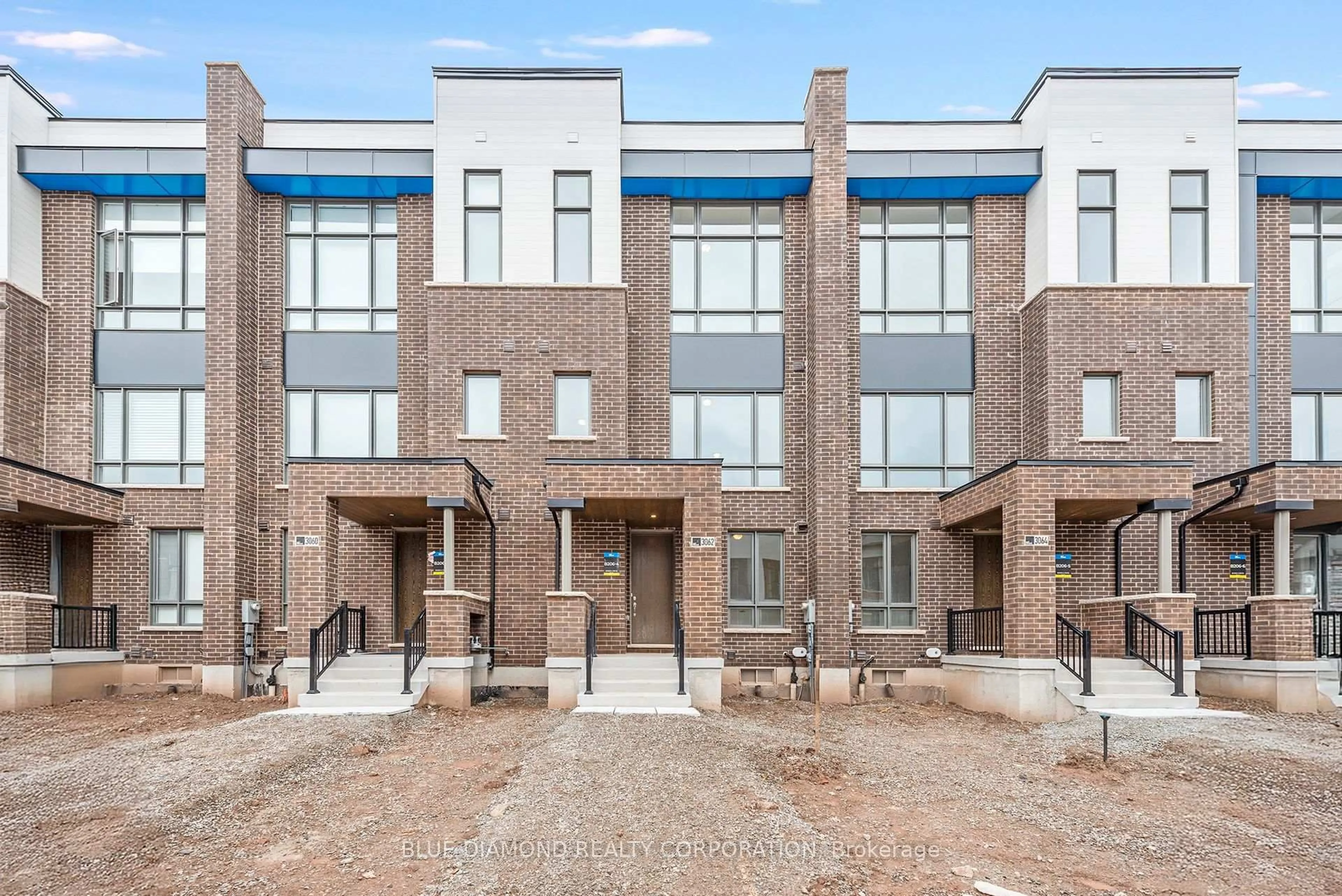 Home with brick exterior material, street for 3062 PERKINS Way, Oakville Ontario L6H 7Z4