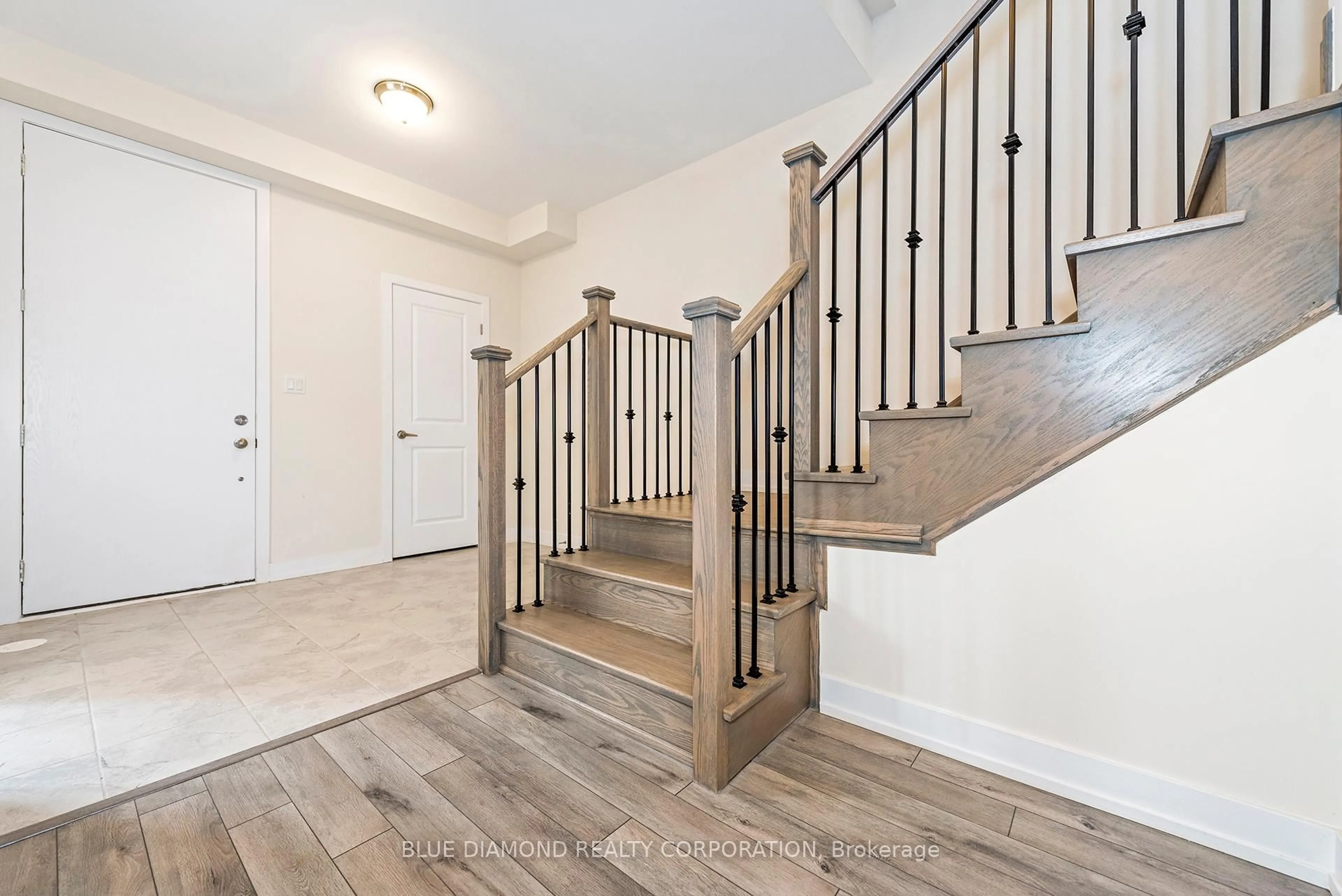 Unknown for 3062 PERKINS Way, Oakville Ontario L6H 7Z4