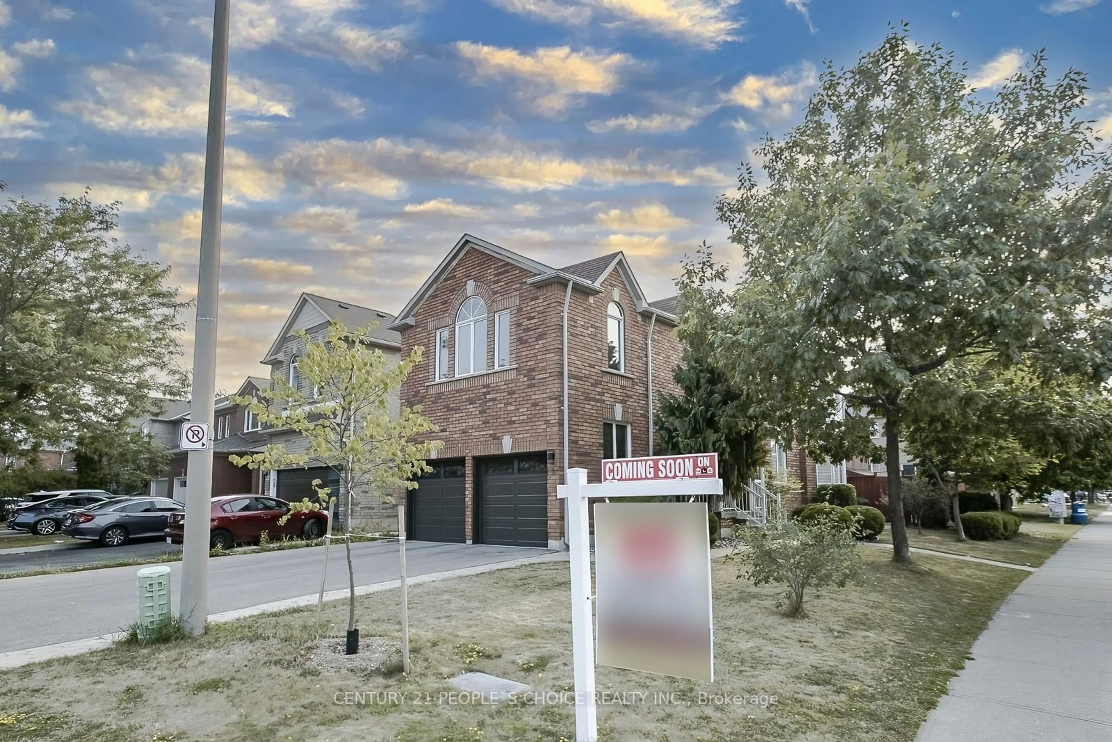 A pic from outside/outdoor area/front of a property/back of a property/a pic from drone, street for 1 LAKE LOUISE Dr, Brampton Ontario L6X 4W5