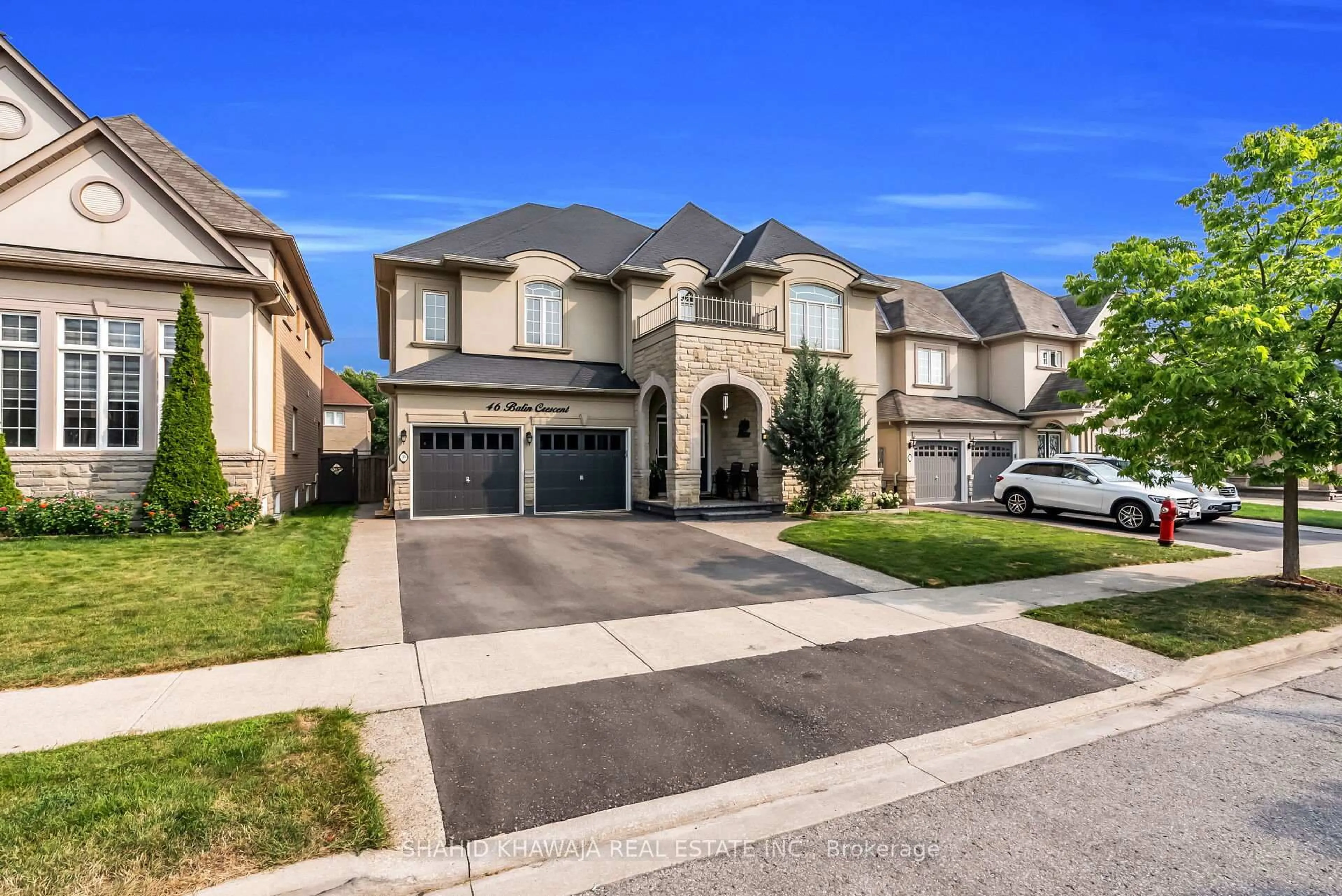 Home with brick exterior material, street for 46 Balin Cres, Brampton Ontario L6X 0V8