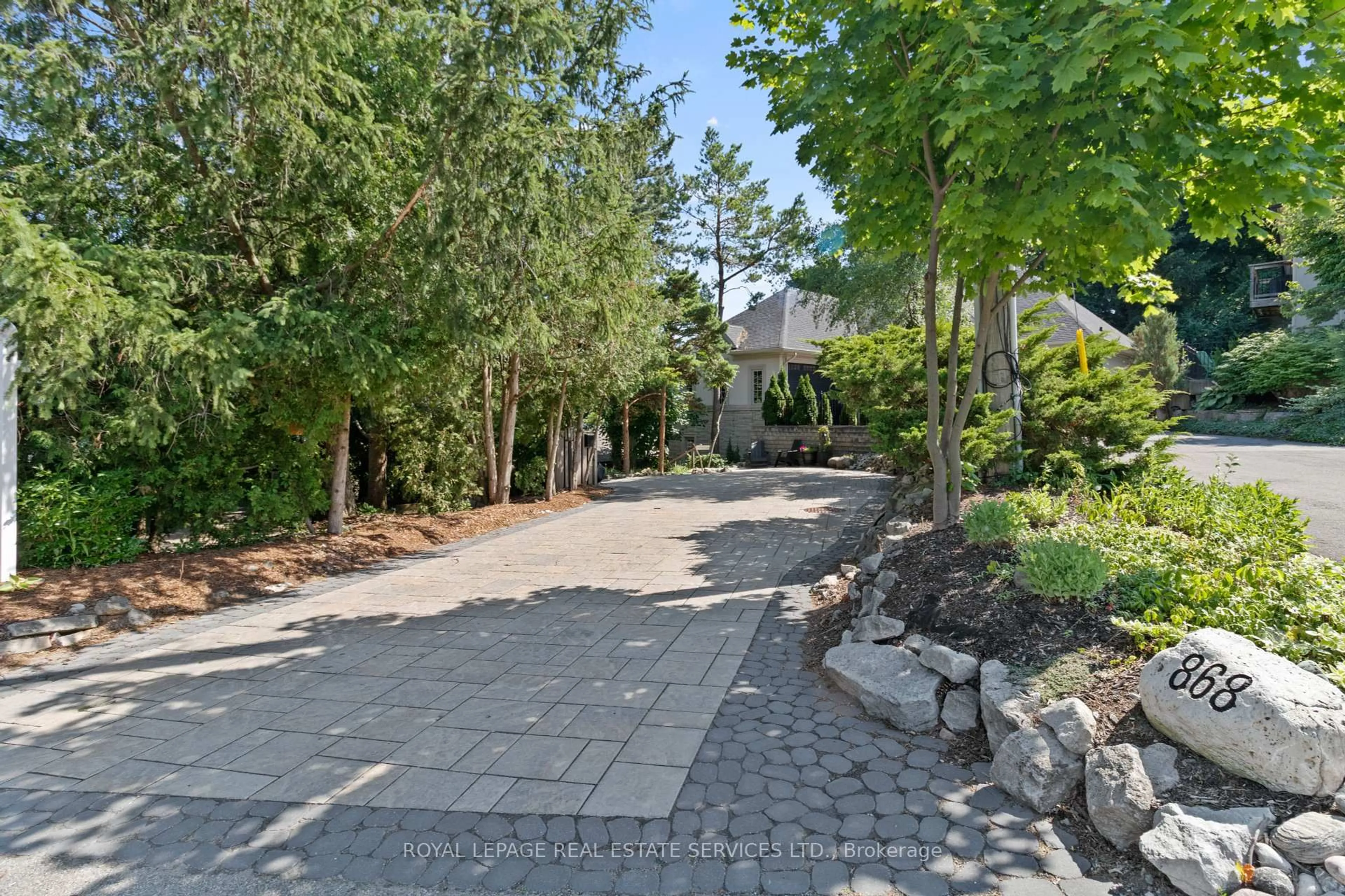 Unknown for 868 Danforth Pl, Burlington Ontario L7T 1S2