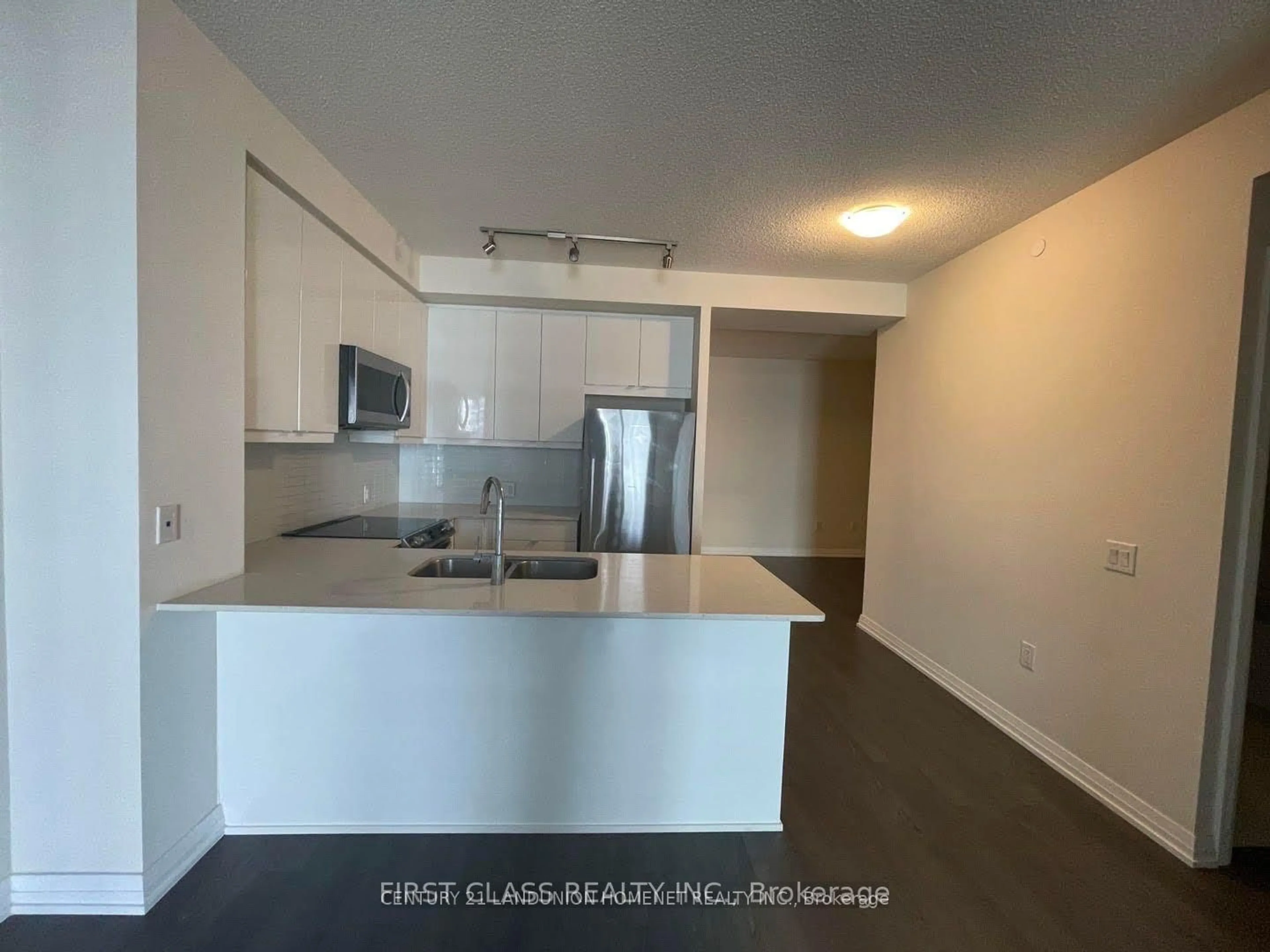 Standard kitchen, unknown for 50 Riley Rd #621, Toronto Ontario K0E 1Y0