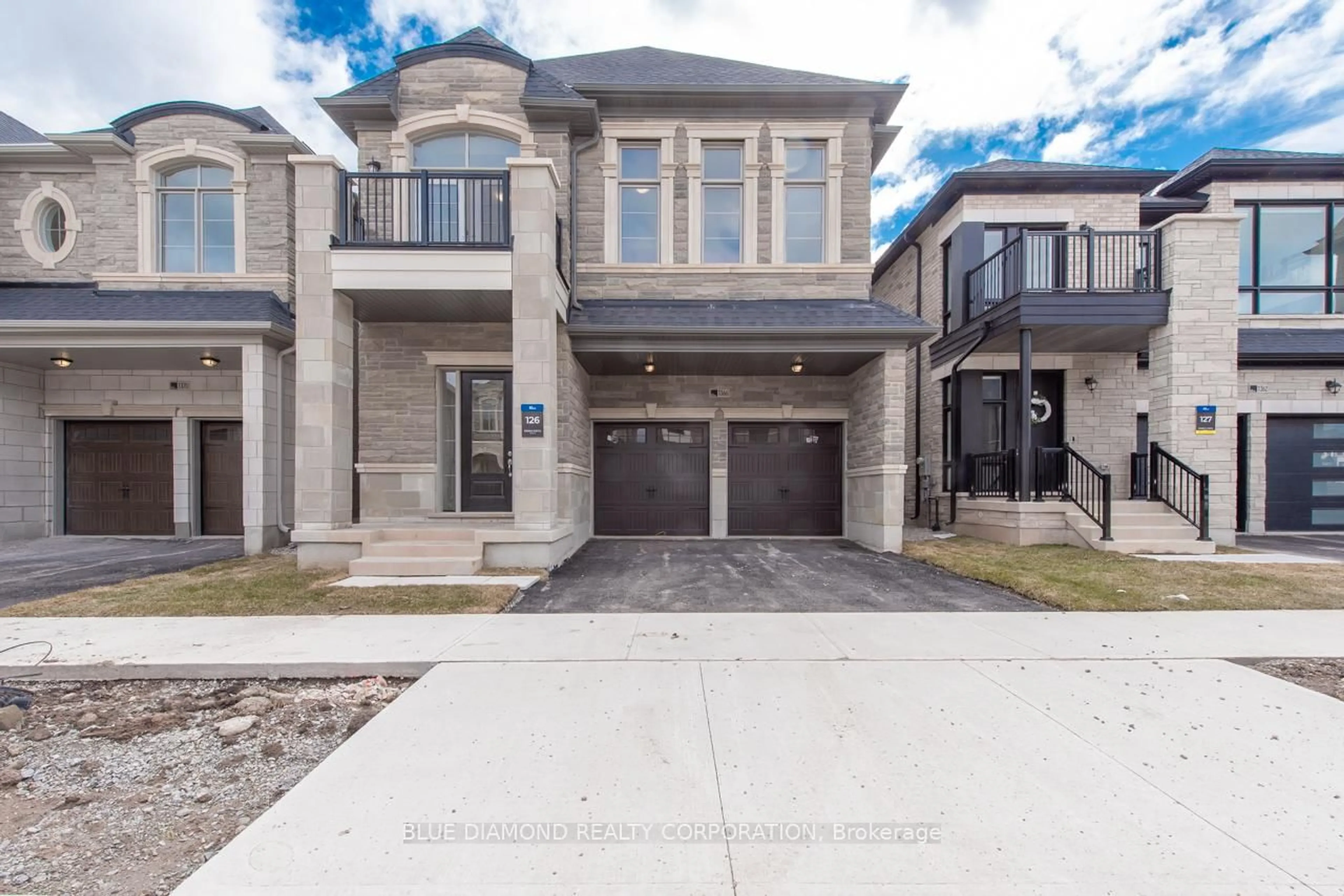 Home with brick exterior material, street for 1366 LOON Lane, Oakville Ontario L6H 7Z8
