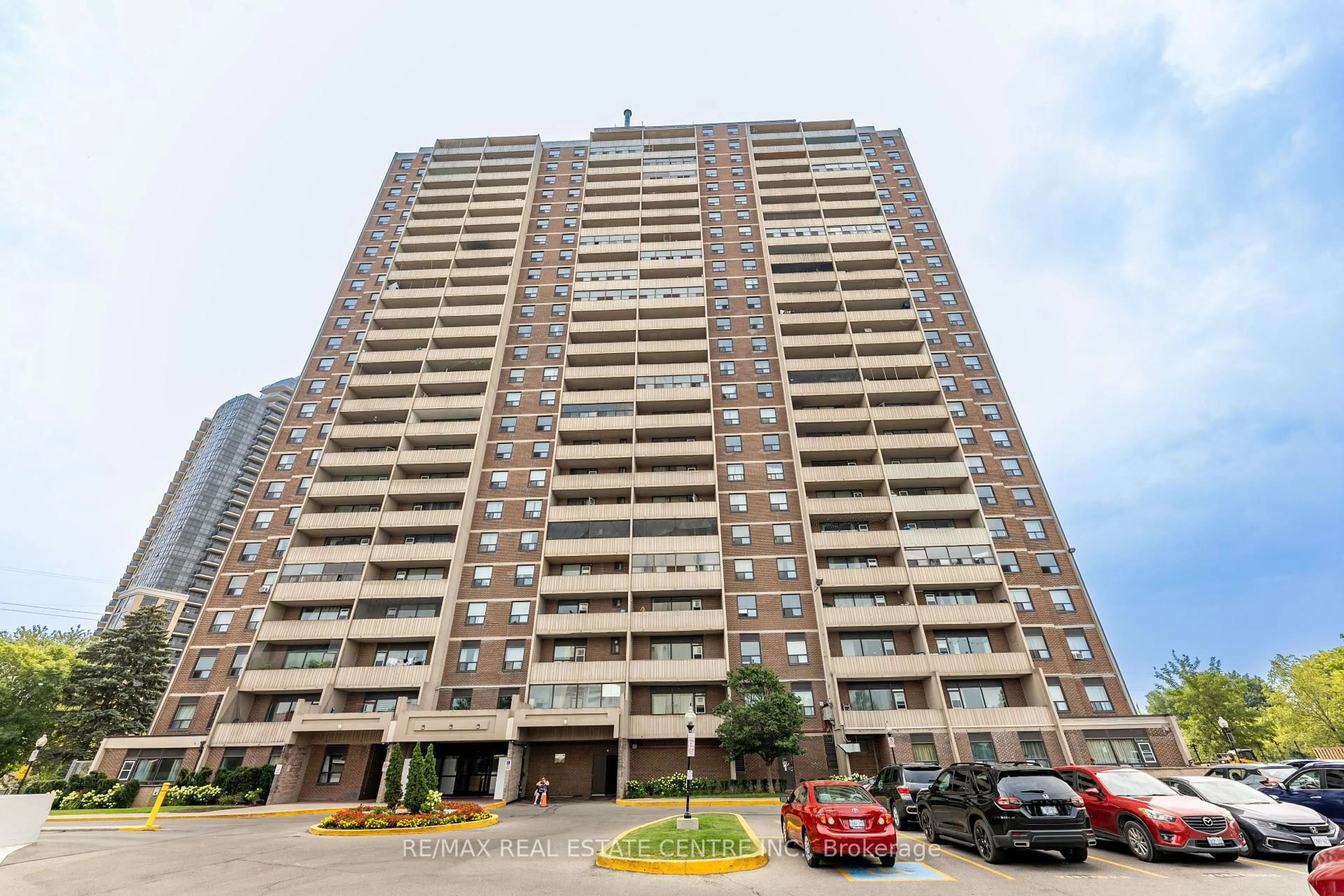 Unknown for 3390 Weston Rd #1009, Toronto Ontario M9M 2X3