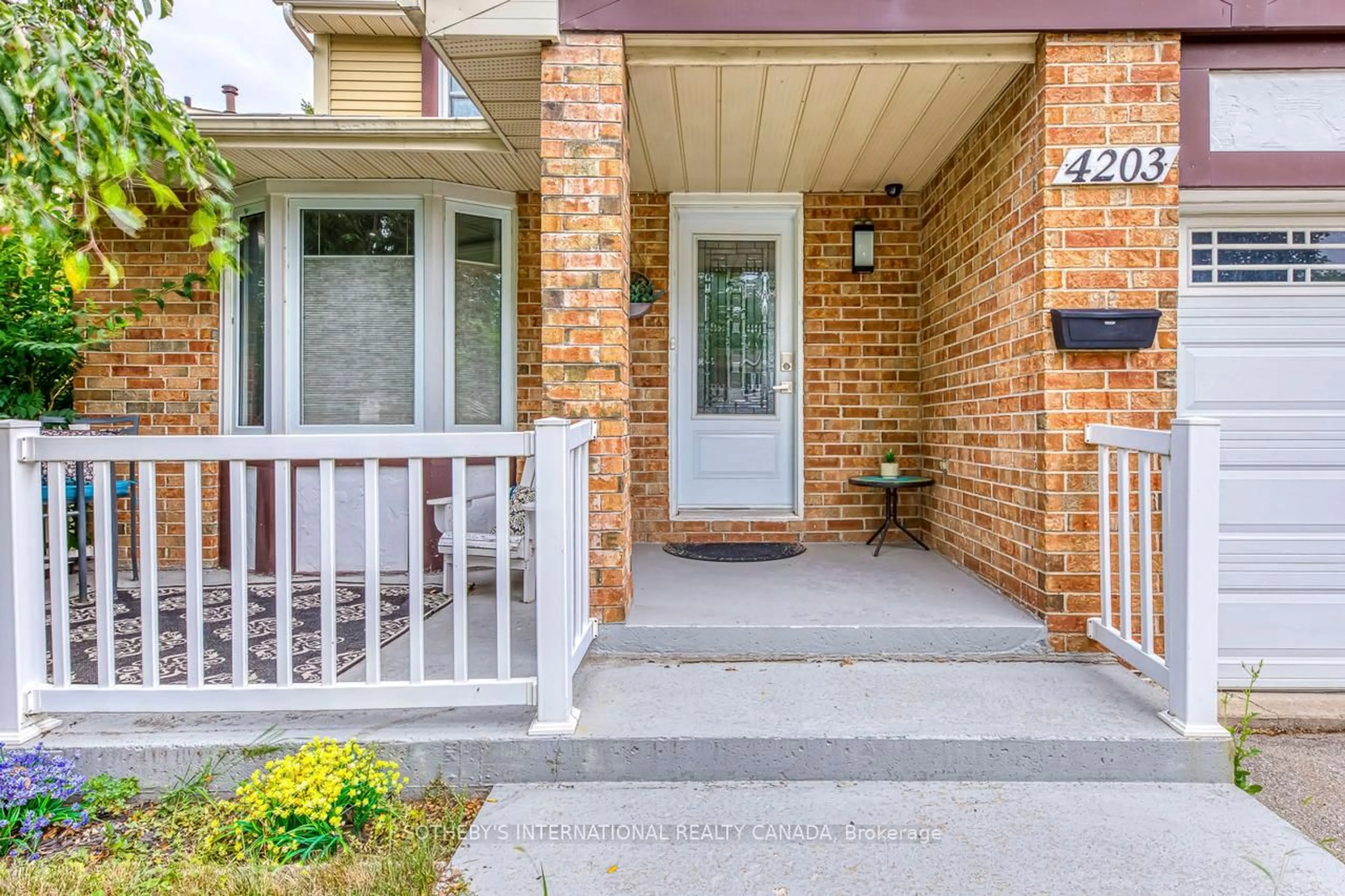 Home with brick exterior material, street for 4203 Wheelwright Cres, Mississauga Ontario L5L 2X4