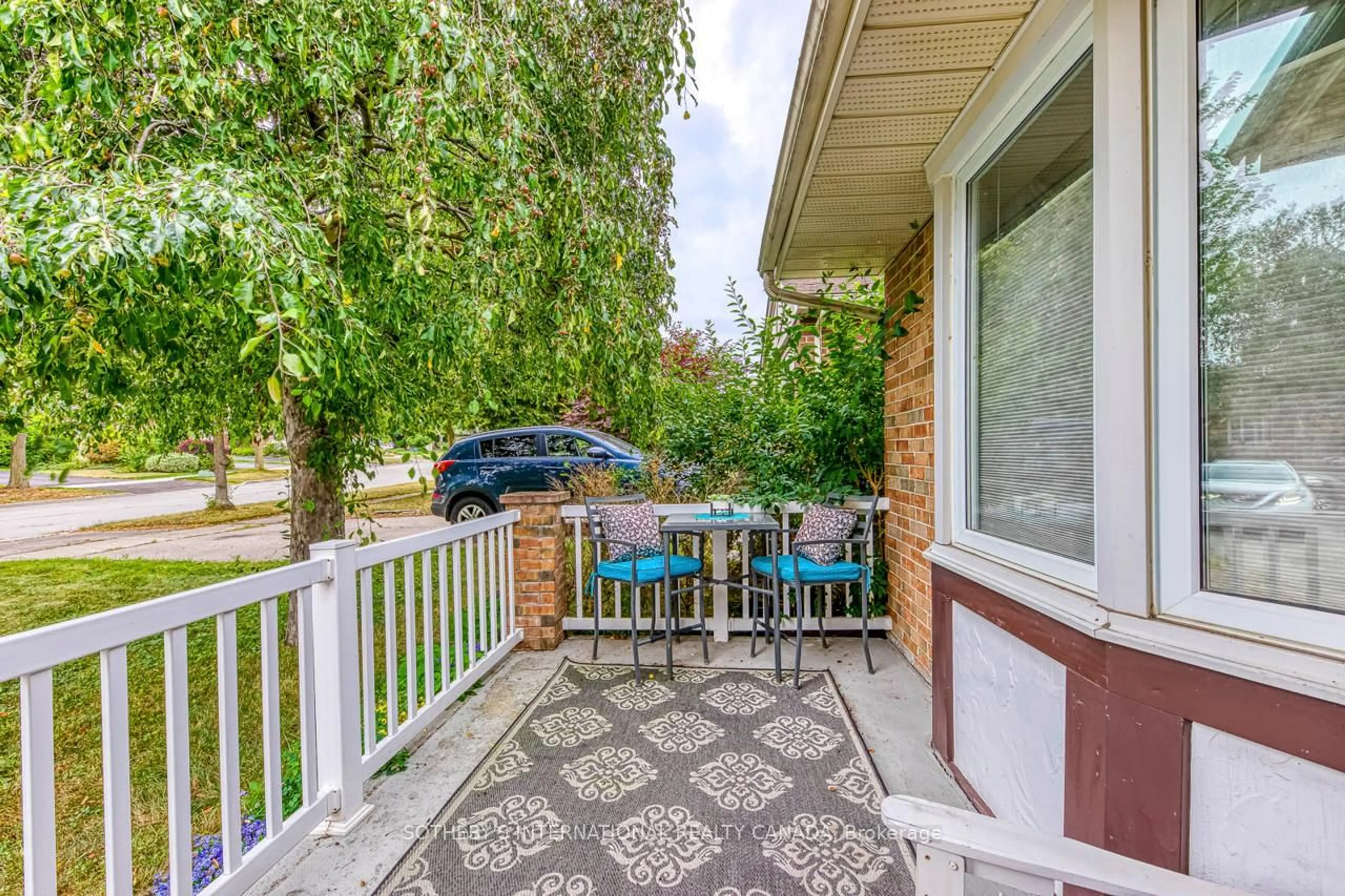 Patio, water/lake/river/ocean view for 4203 Wheelwright Cres, Mississauga Ontario L5L 2X4