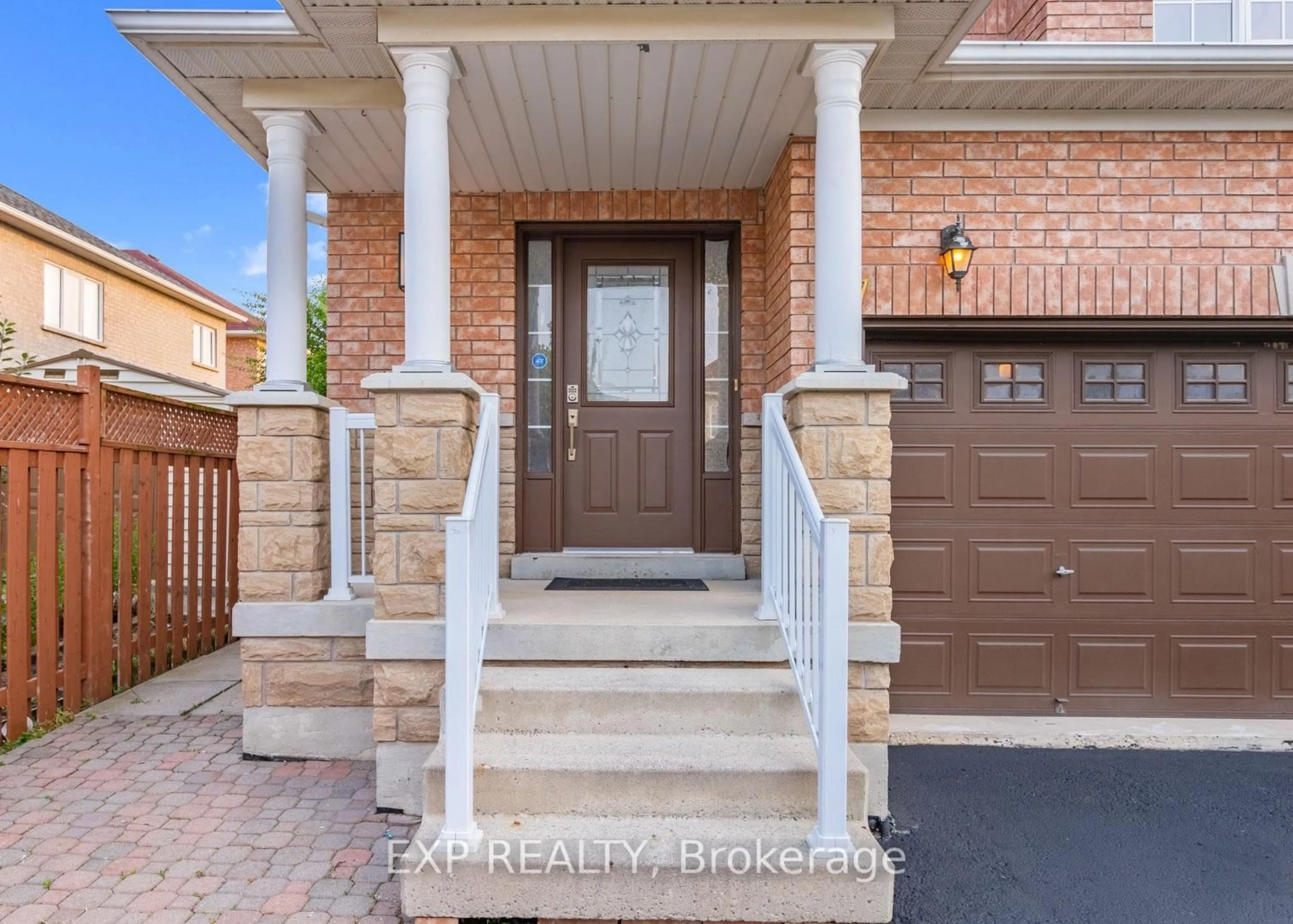 Unknown for 7 Royal Springs Cres, Brampton Ontario L6R 3B8