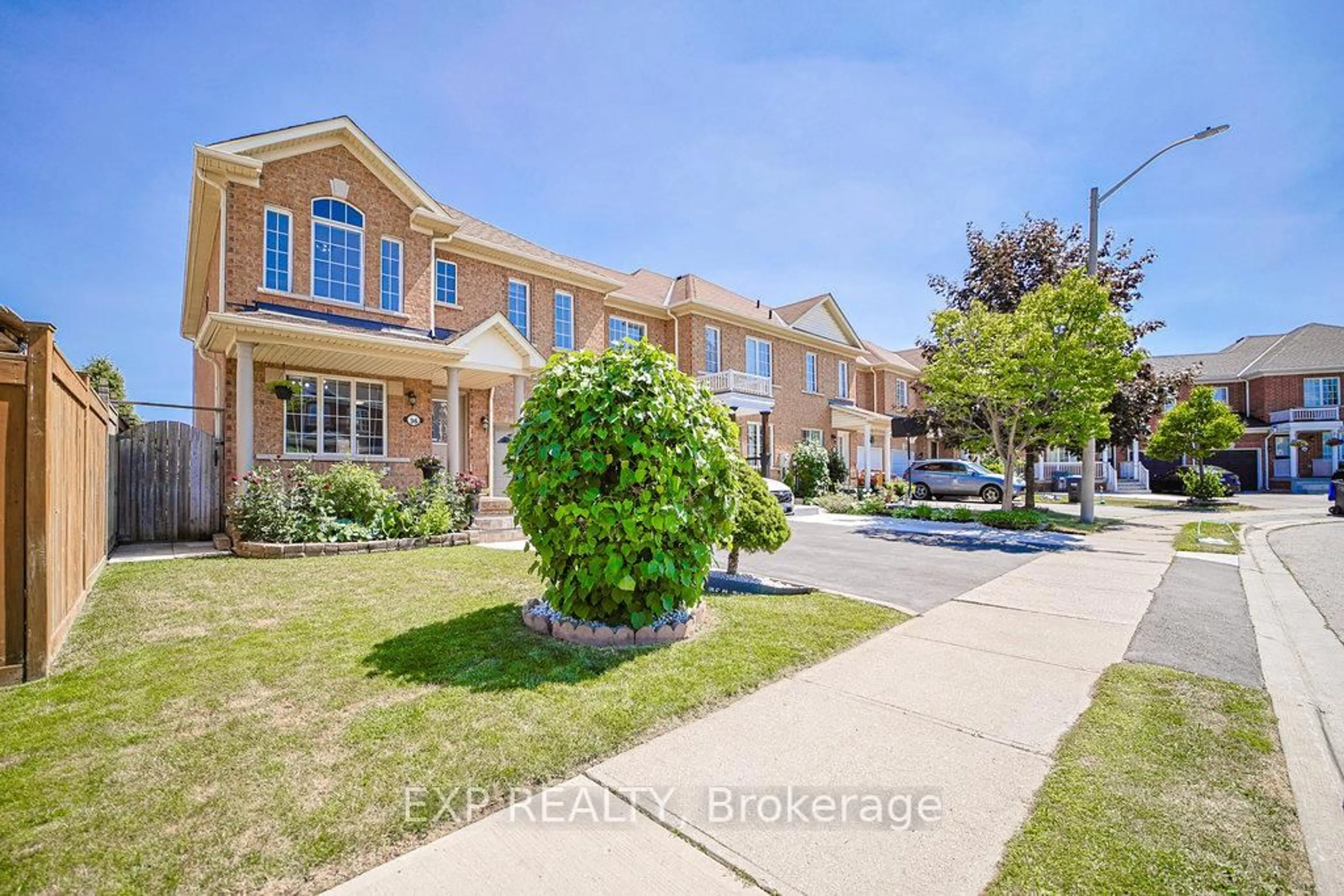 A pic from outside/outdoor area/front of a property/back of a property/a pic from drone, street for 36 Olivett Lane, Brampton Ontario L7A 2X3