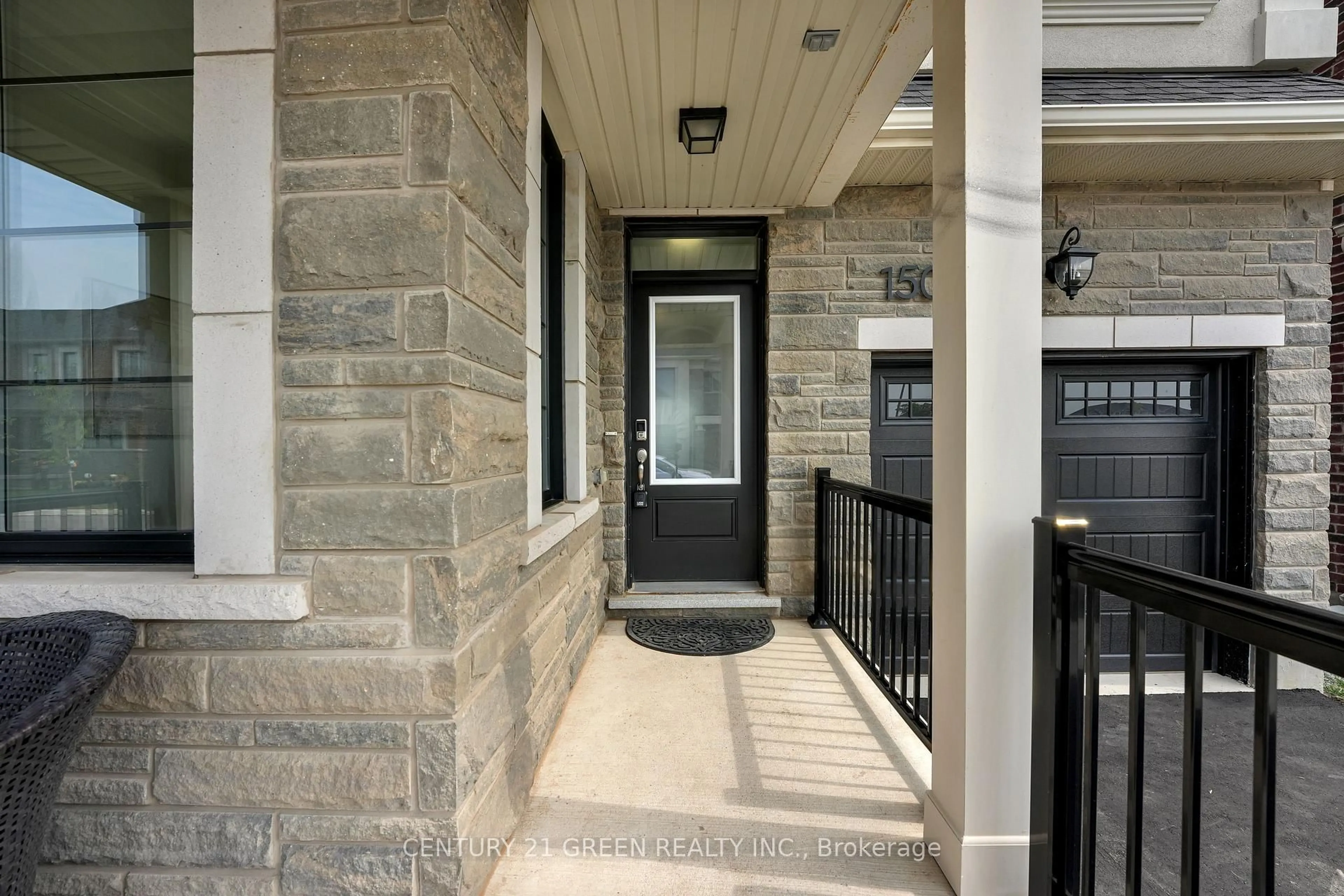 Indoor entryway for 1508 Cookman Dr, Milton Ontario L9E 2A9