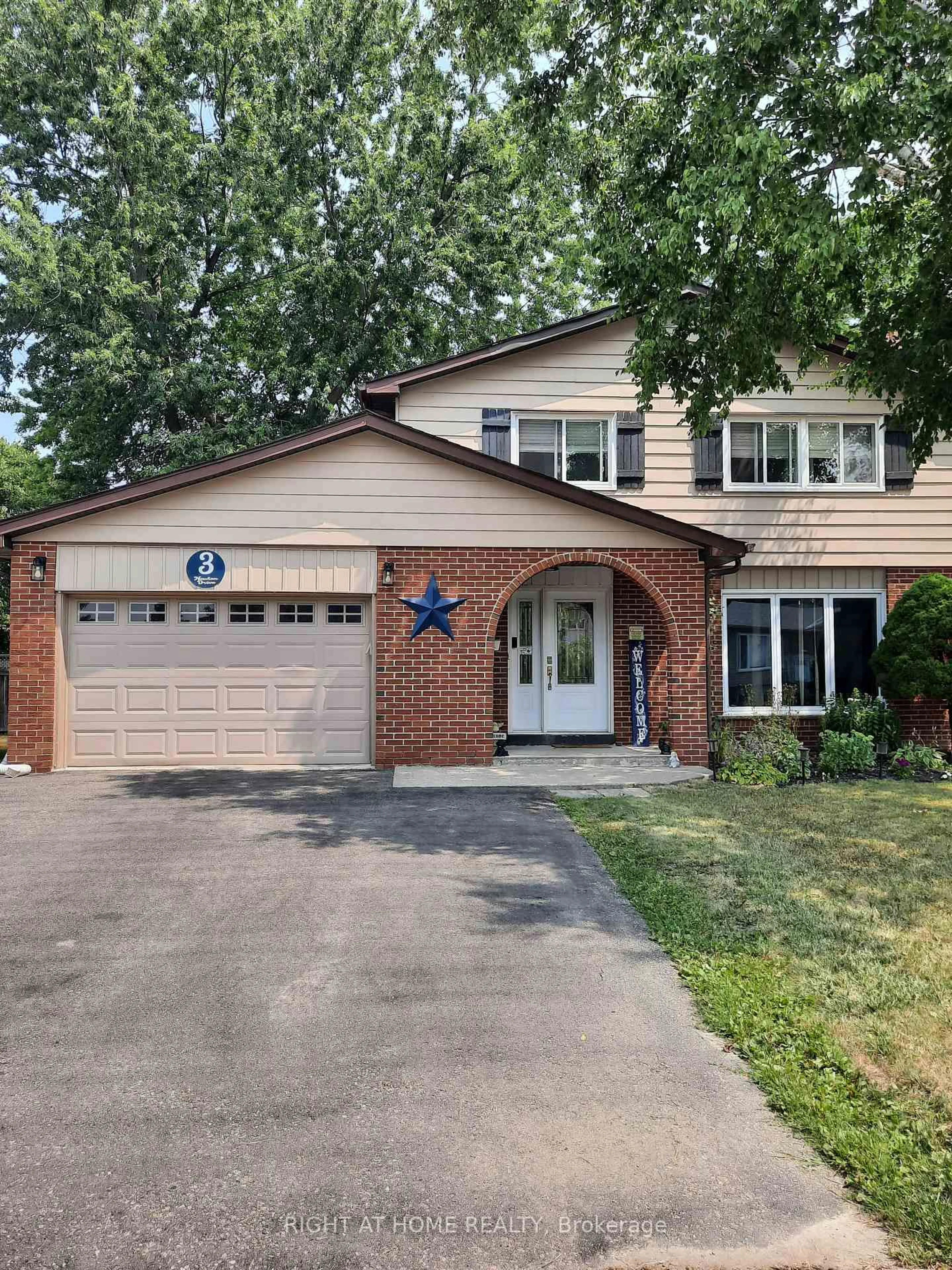 Home with brick exterior material, street for 3 Newton Dr, Orangeville Ontario L9W 3E3