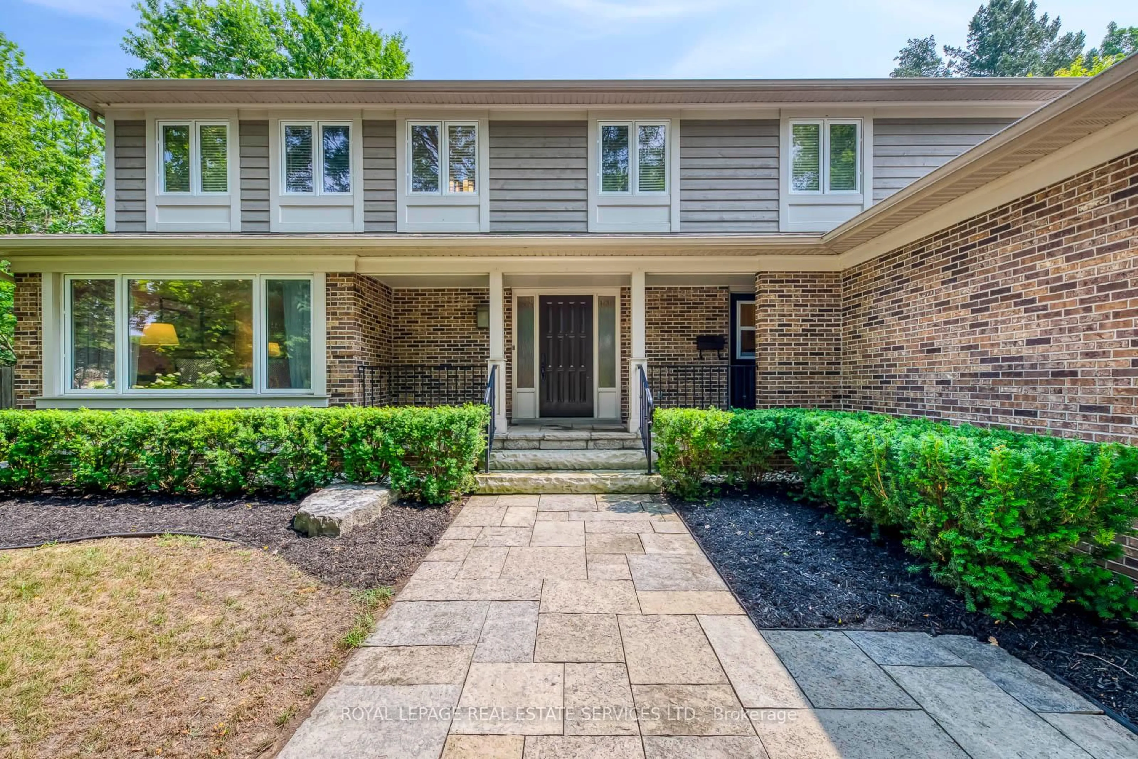 Home with brick exterior material, street for 1504 Caulder Dr, Oakville Ontario L6J 5S9