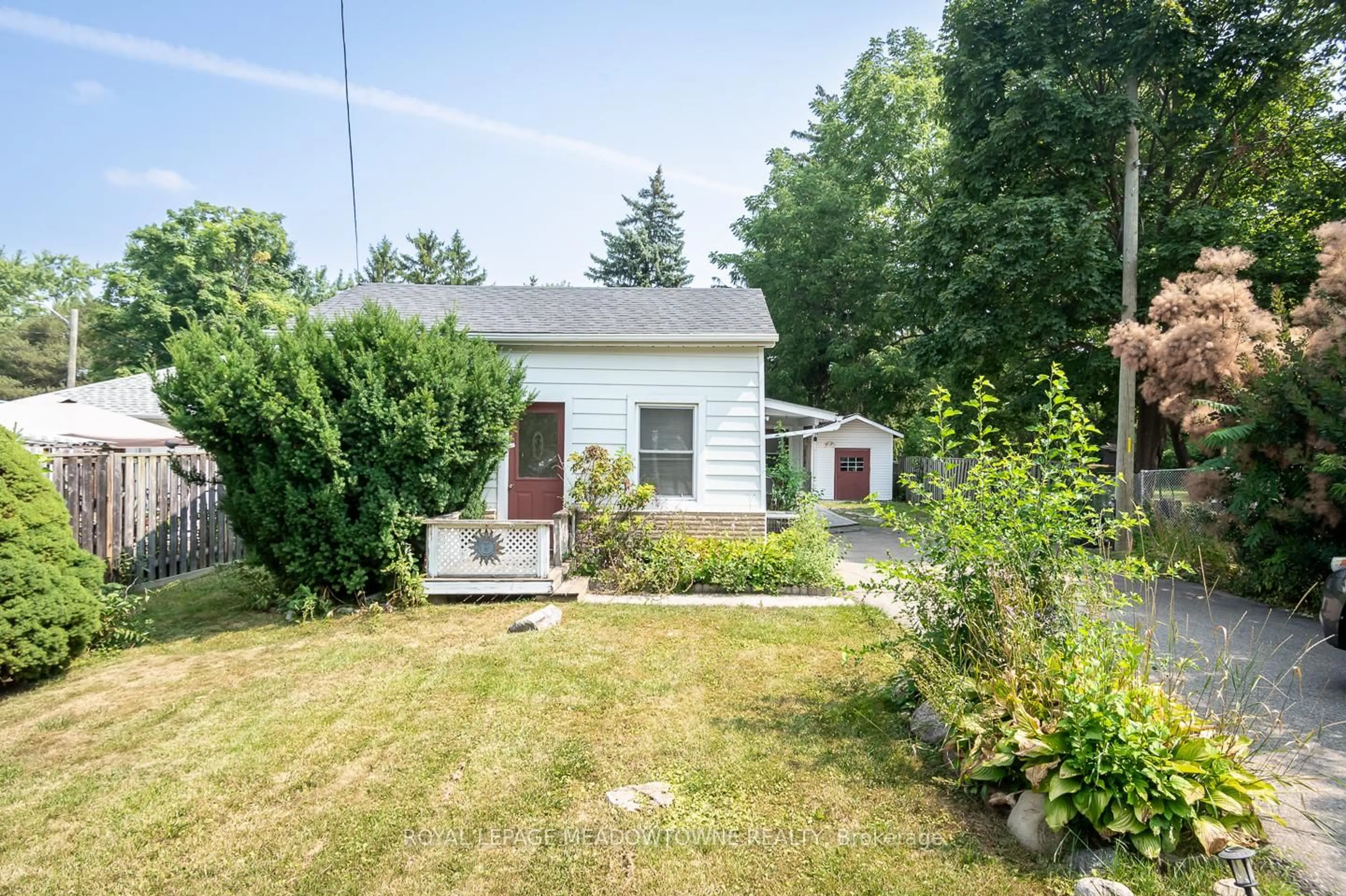 Unknown for 99 Commercial St, Milton Ontario L9T 2J1