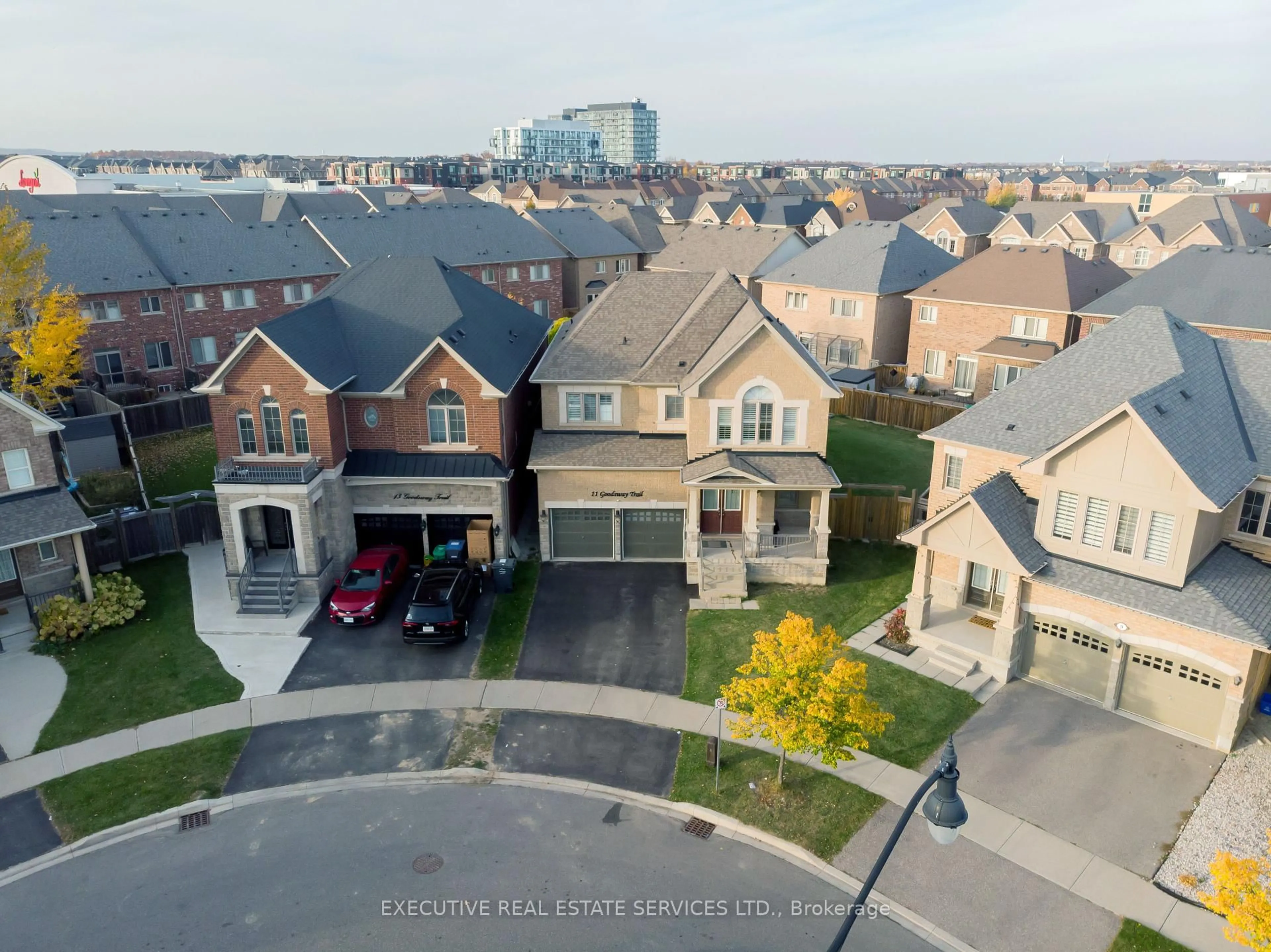 A pic from outside/outdoor area/front of a property/back of a property/a pic from drone, street for 11 Goodsway Tr, Brampton Ontario L7A 4A3