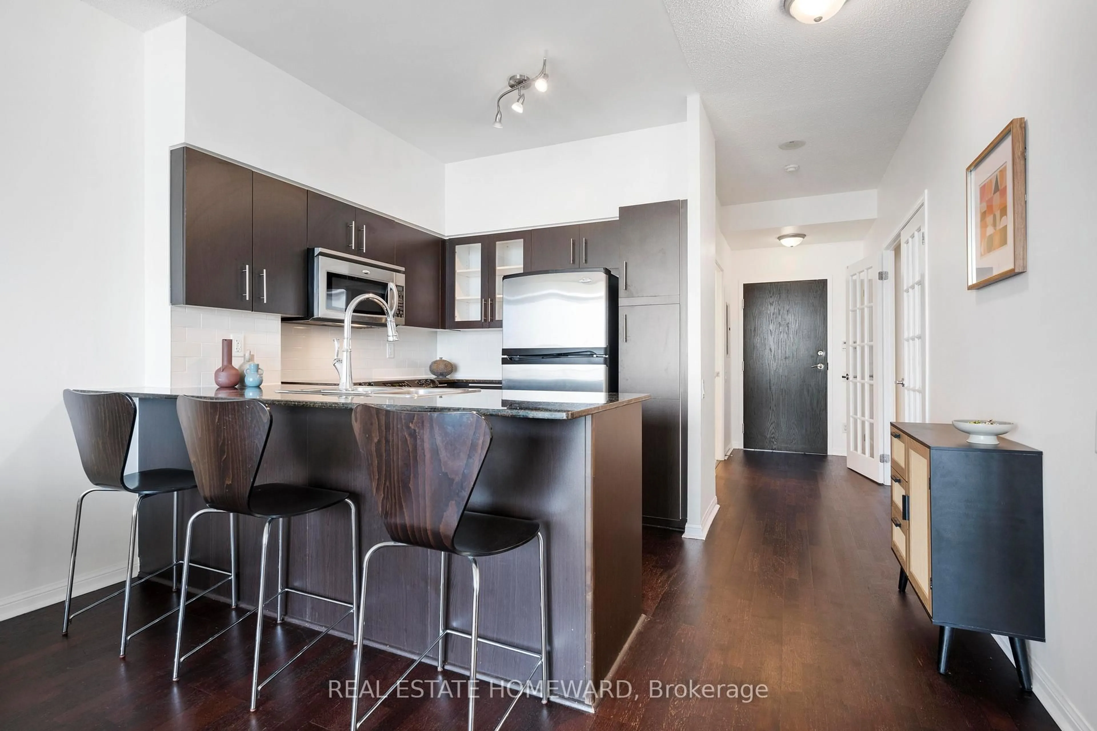 Open concept kitchen, wood/laminate floor for 15 Windermere Ave #2107, Toronto Ontario M6S 5A2