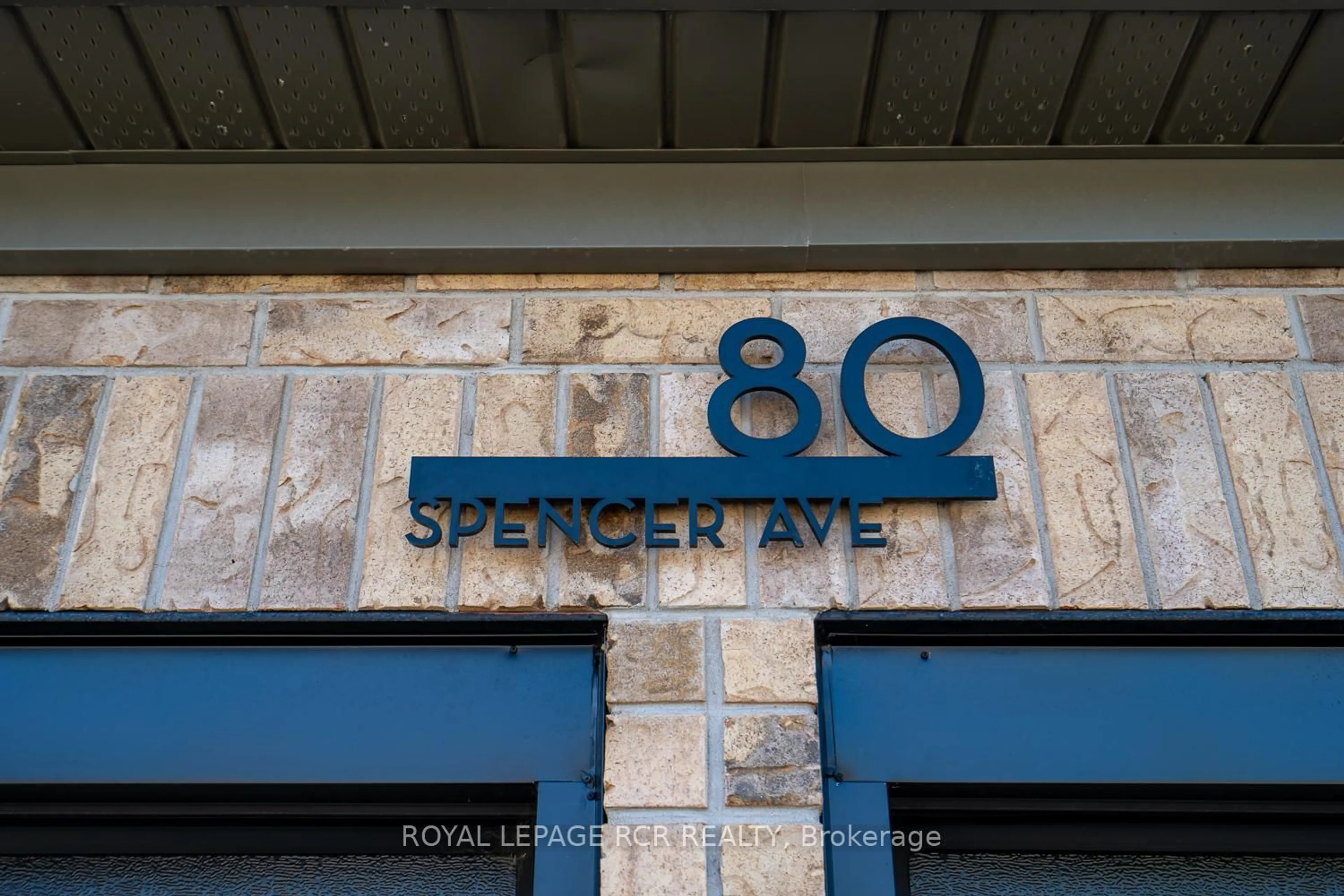 Indoor foyer for 80 Spencer Ave, Orangeville Ontario L9W 5E7