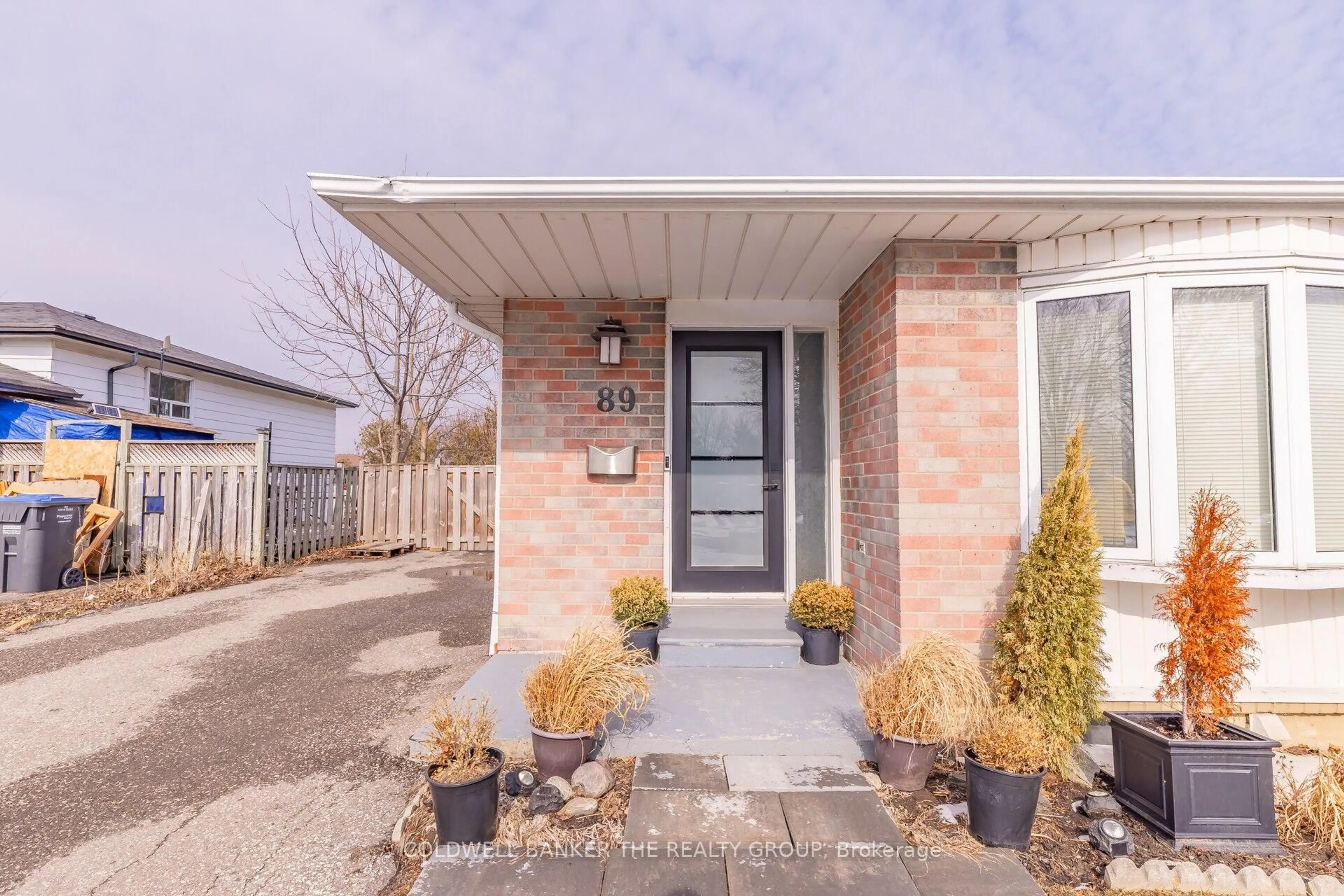 Home with brick exterior material, street for 89 Greenmount Rd, Brampton Ontario L6S 1V1
