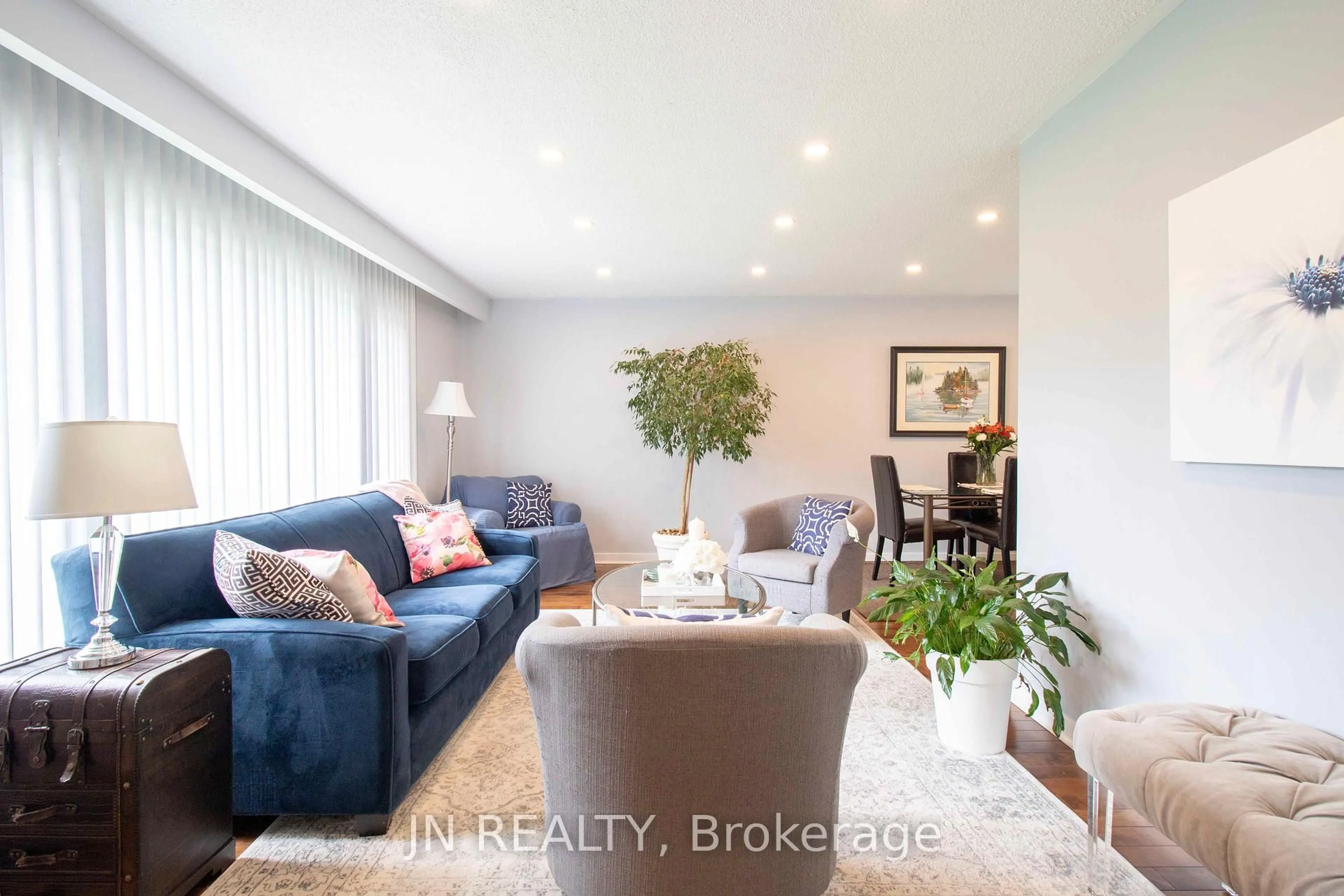 Living room with furniture, unknown for 36 Harold St, Brampton Ontario L6Y 1E2
