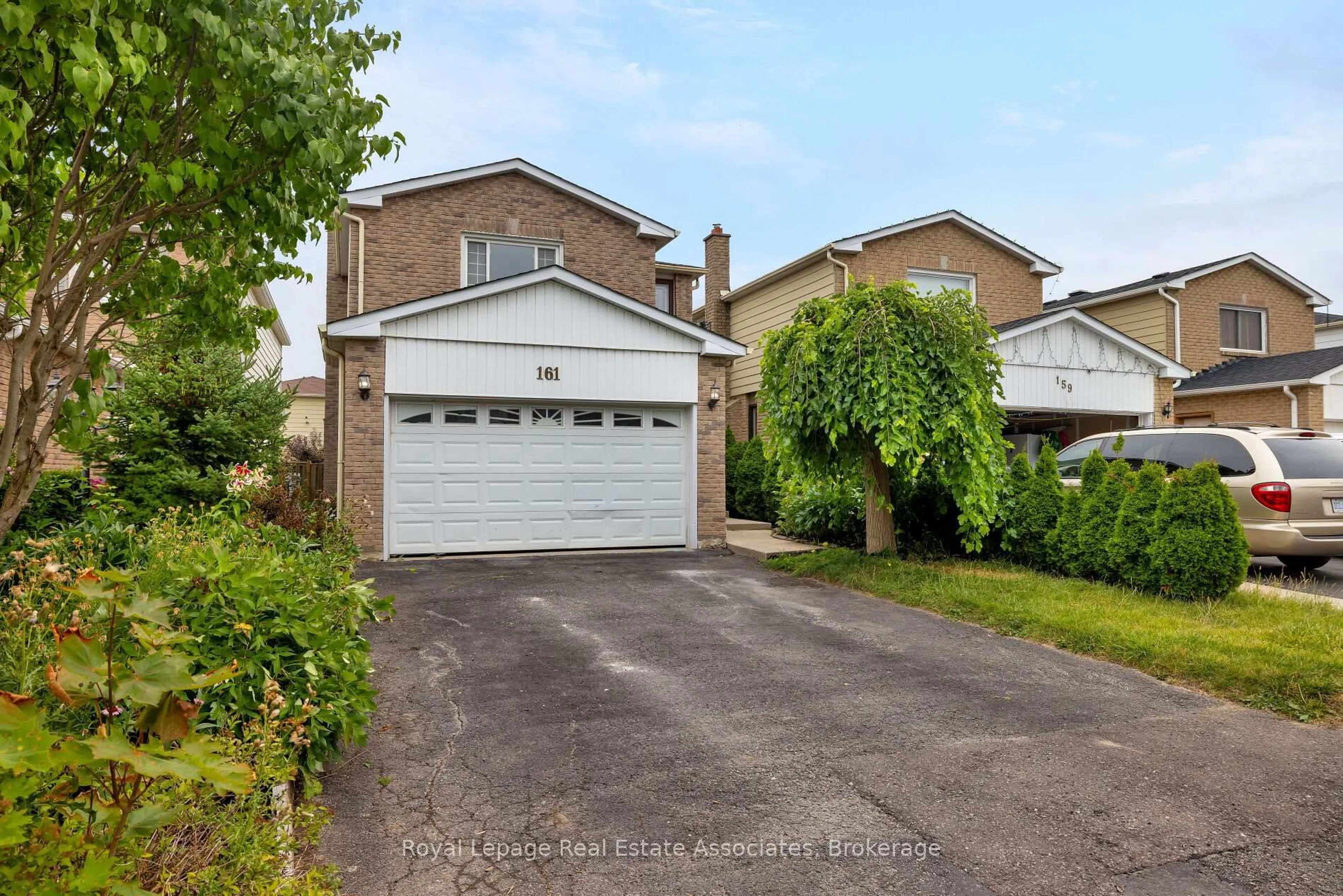 A pic from outside/outdoor area/front of a property/back of a property/a pic from drone, street for 161 Morton Way, Brampton Ontario L6Y 2P7