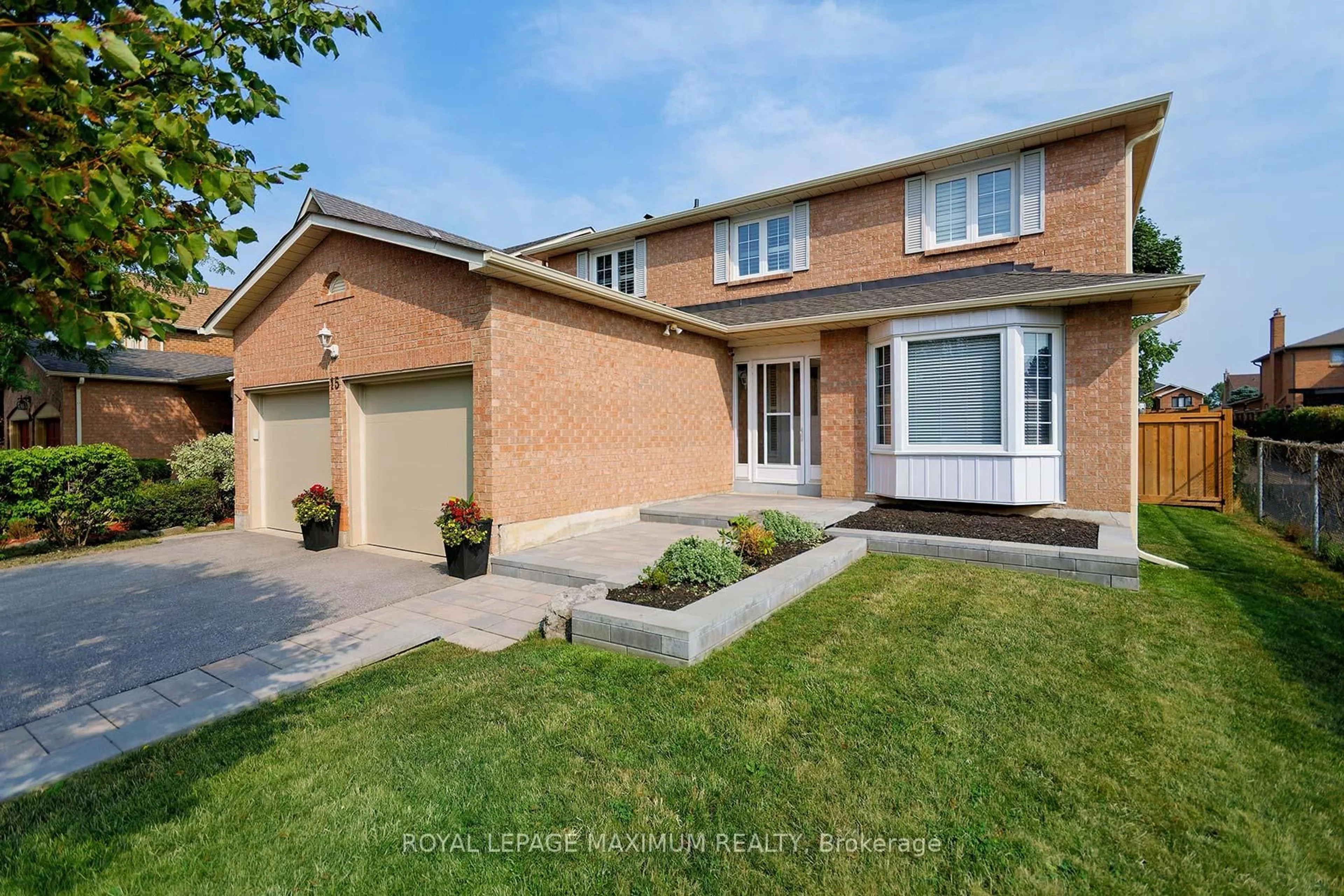 Home with brick exterior material, street for 15 Guardhouse Dr, Caledon Ontario L7E 5W7