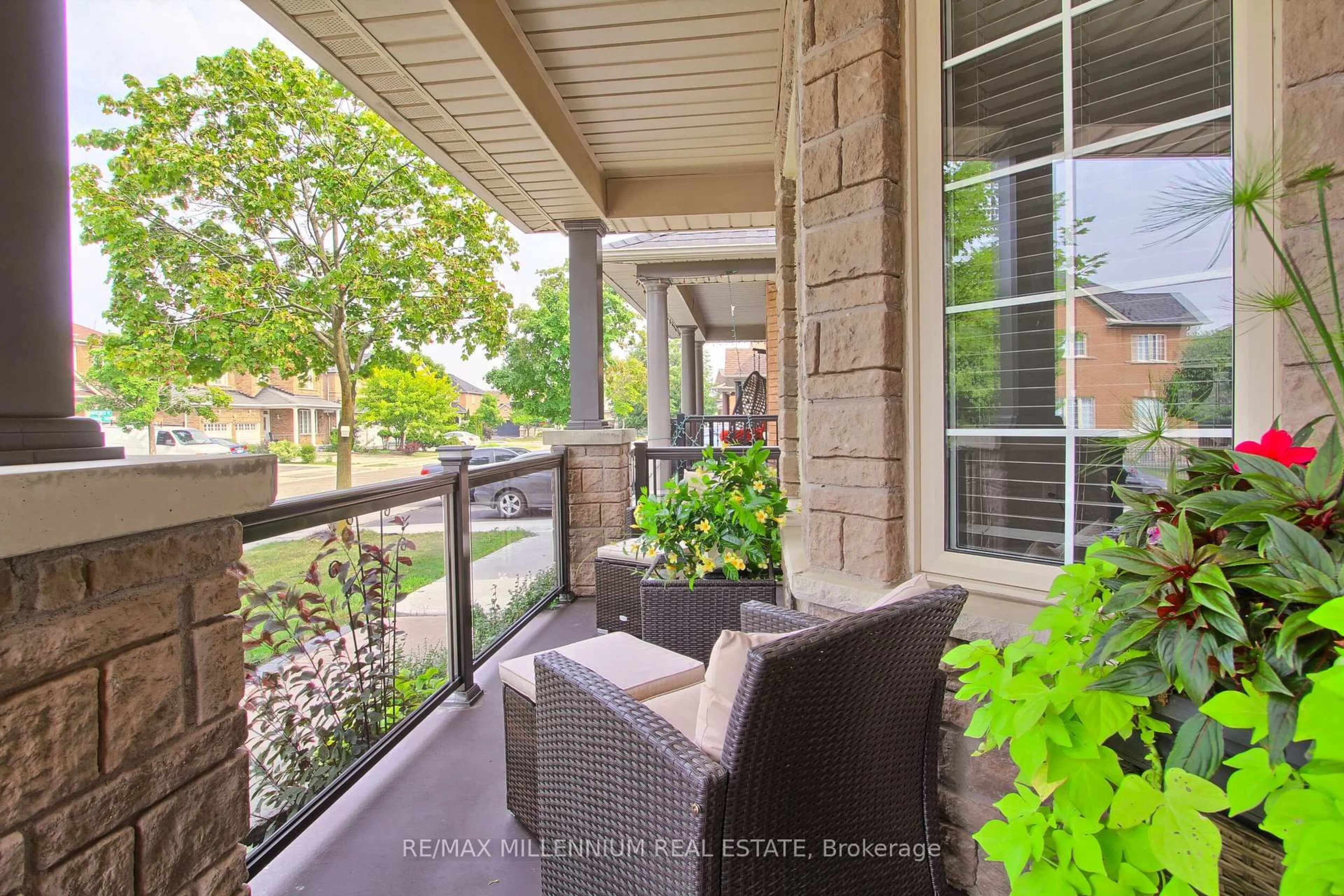Patio, water/lake/river/ocean view for 60 Mainard Cres, Brampton Ontario L6R 2T8