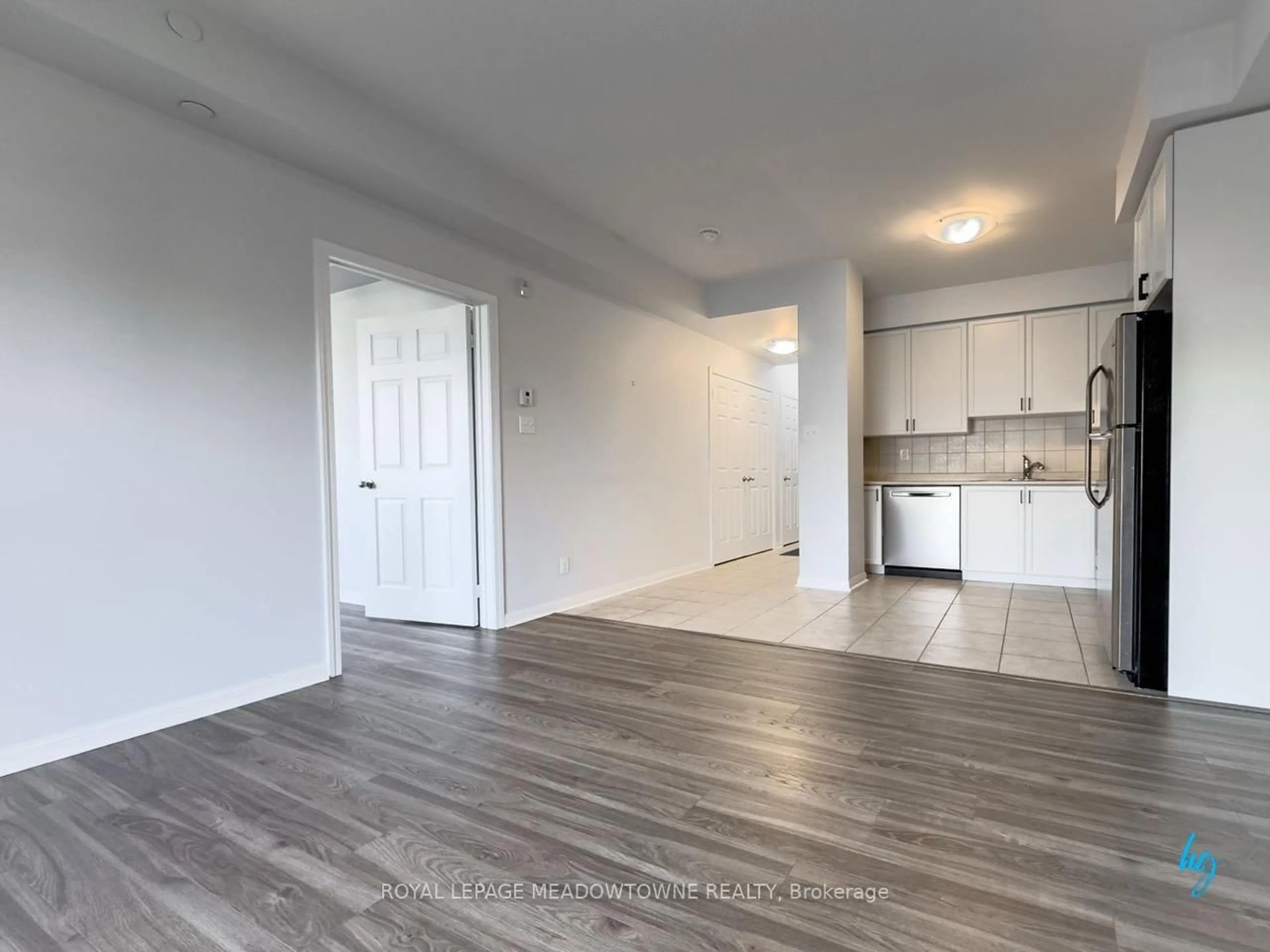 A pic of a room for 5705 Long Valley Rd #309, Mississauga Ontario L5M 0M3