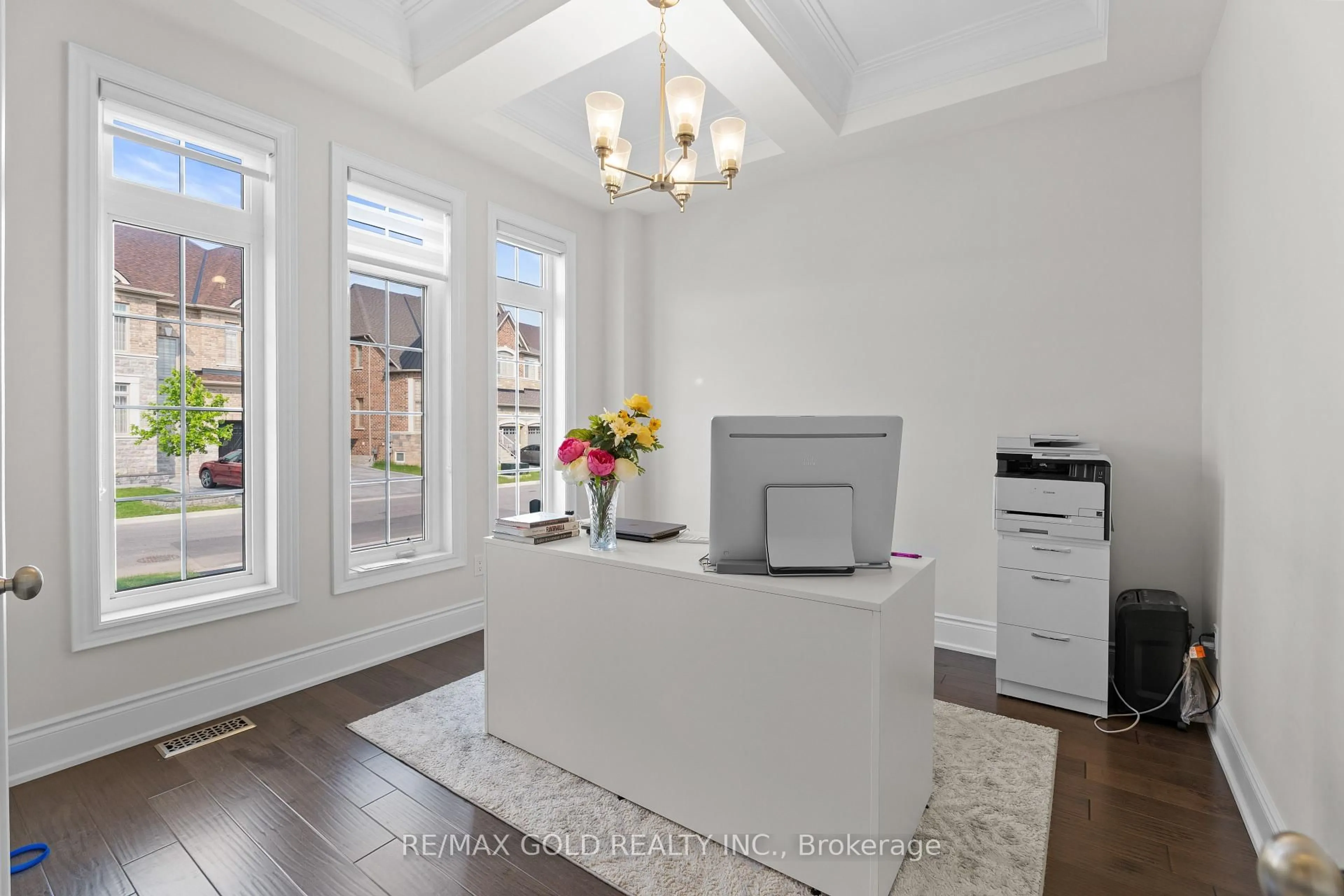 Unknown for 40 Autumn Olive Way, Brampton Ontario L6P 4Z3