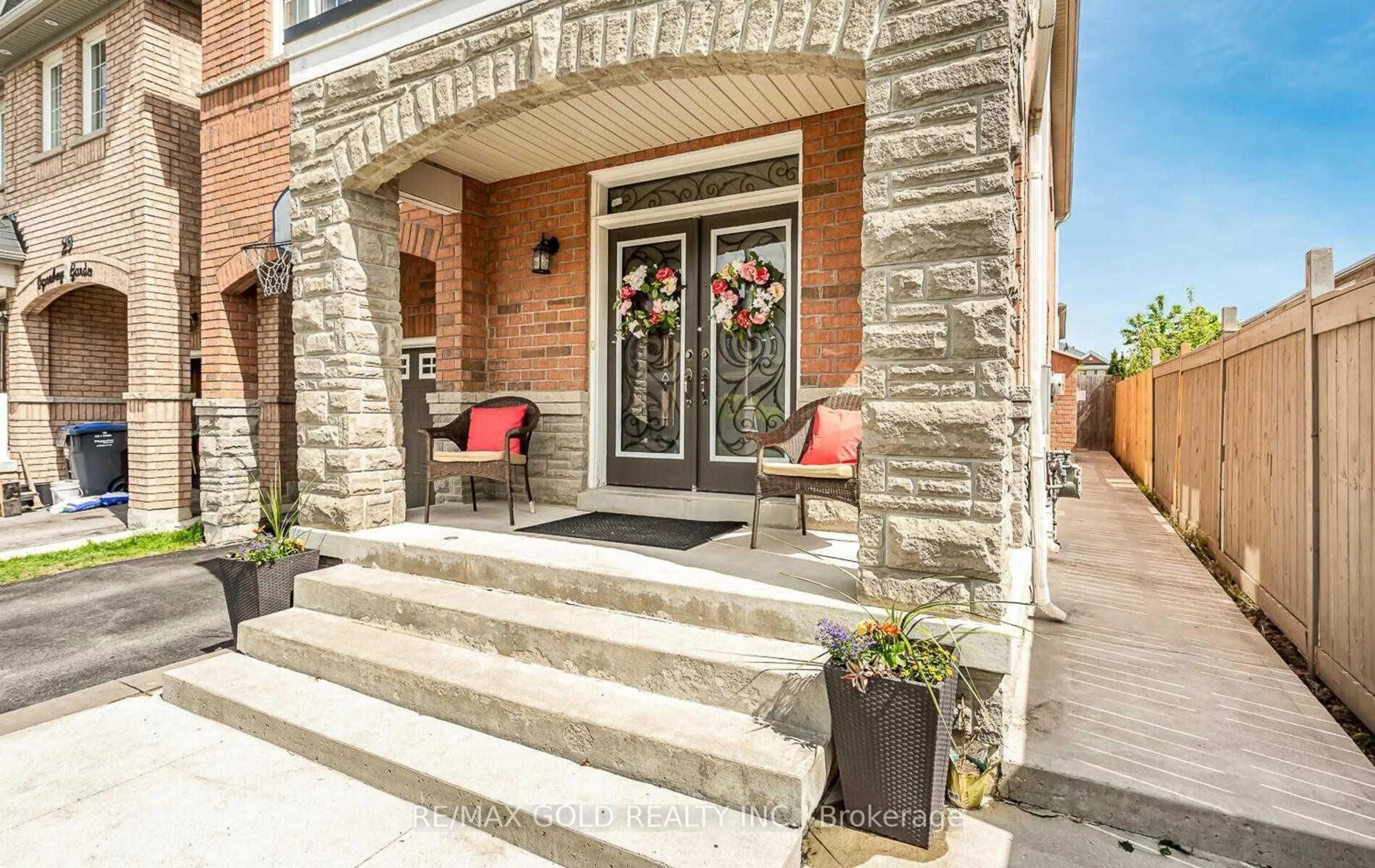 Home with brick exterior material, street for 31 Openbay Gdns, Brampton Ontario L6R 0V2