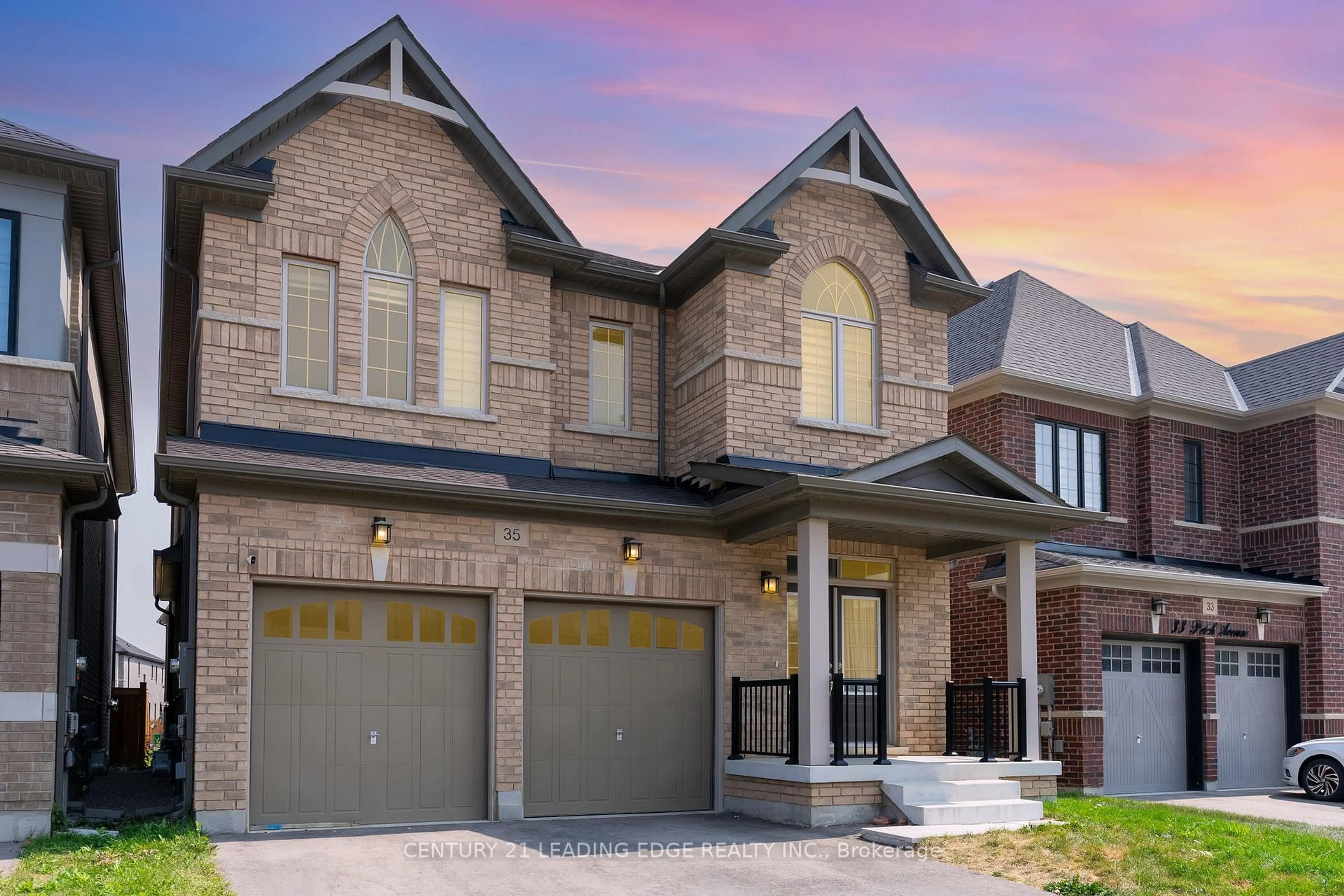 Home with brick exterior material, street for 35 Petch Ave, Caledon Ontario L7C 4J7