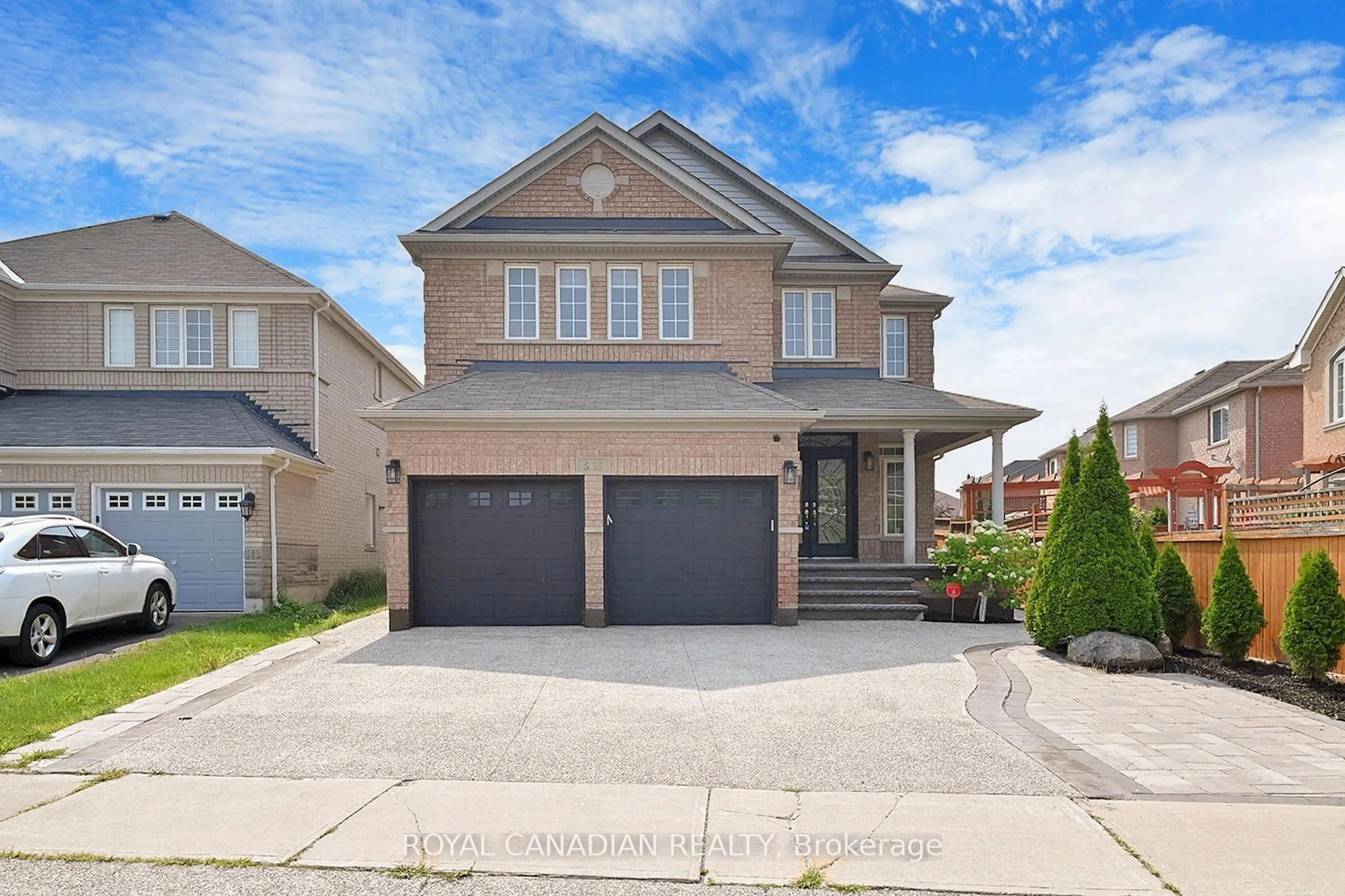 Home with brick exterior material, street for 5116 Churchill Meadows Blvd, Mississauga Ontario L5M 8B7