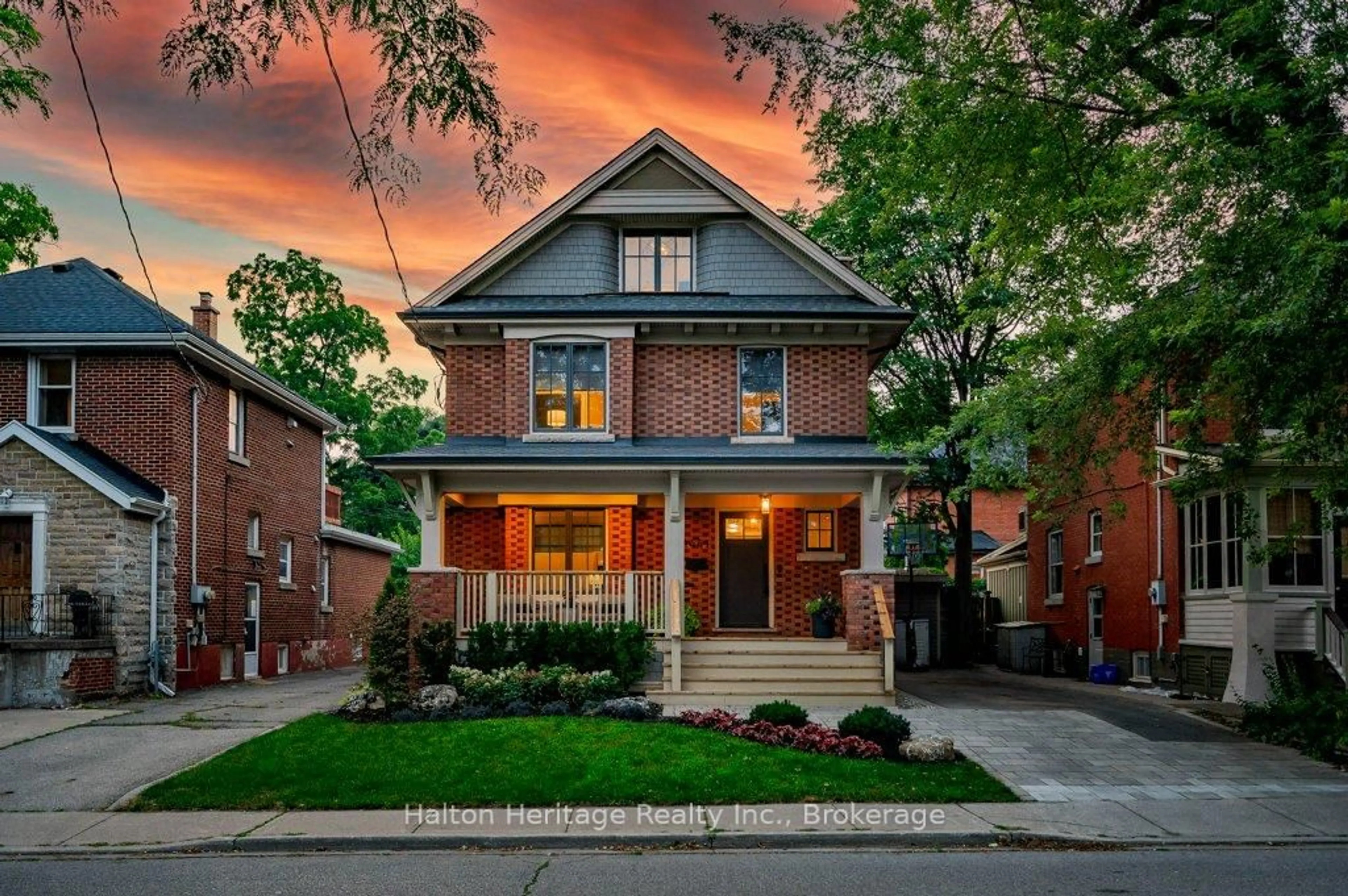 Home with brick exterior material, street for 1441 Caroline St, Burlington Ontario L7S 1H7