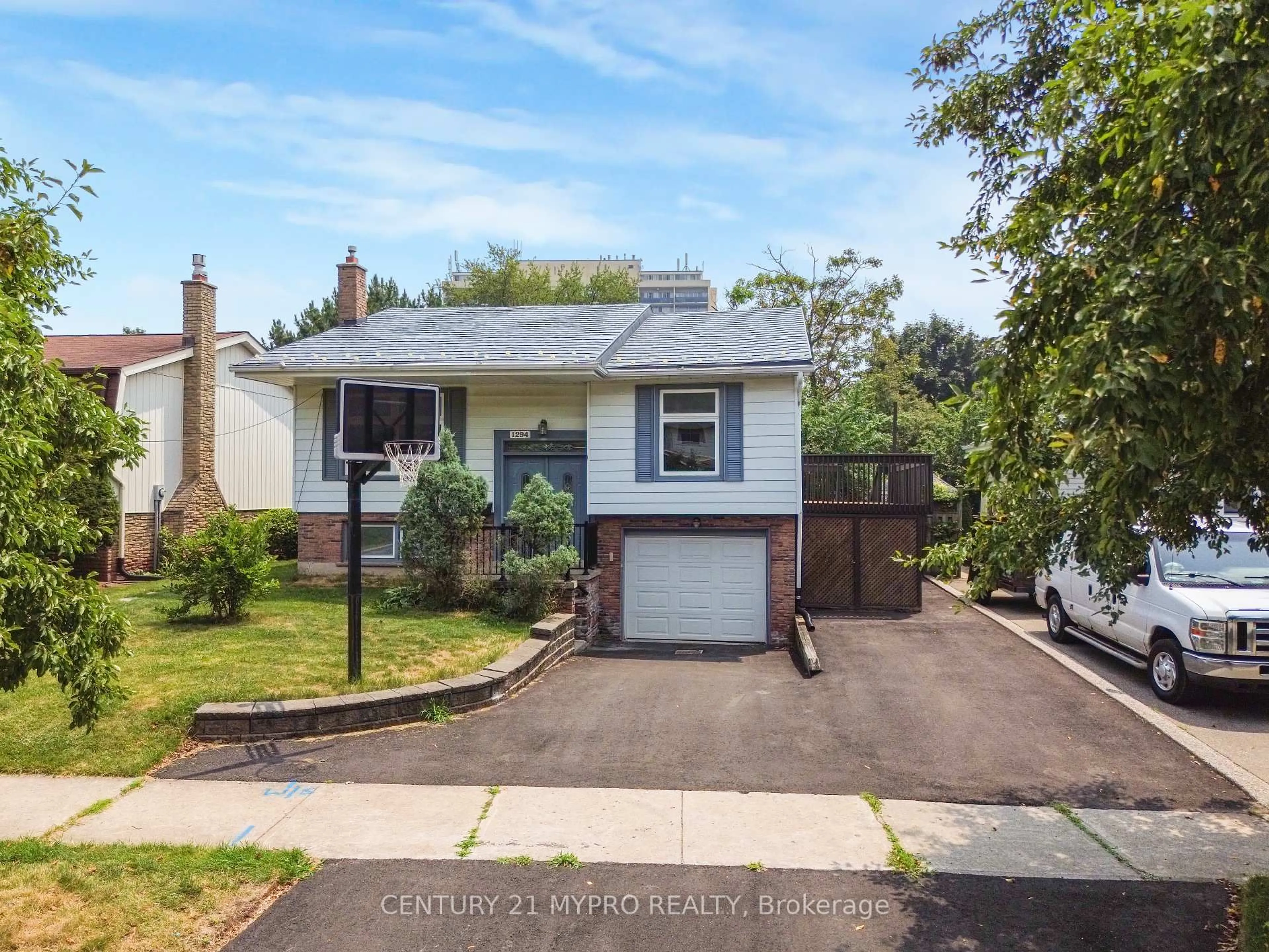 Unknown for 1294 Forest Hill, Oakville Ontario L6H 2S4