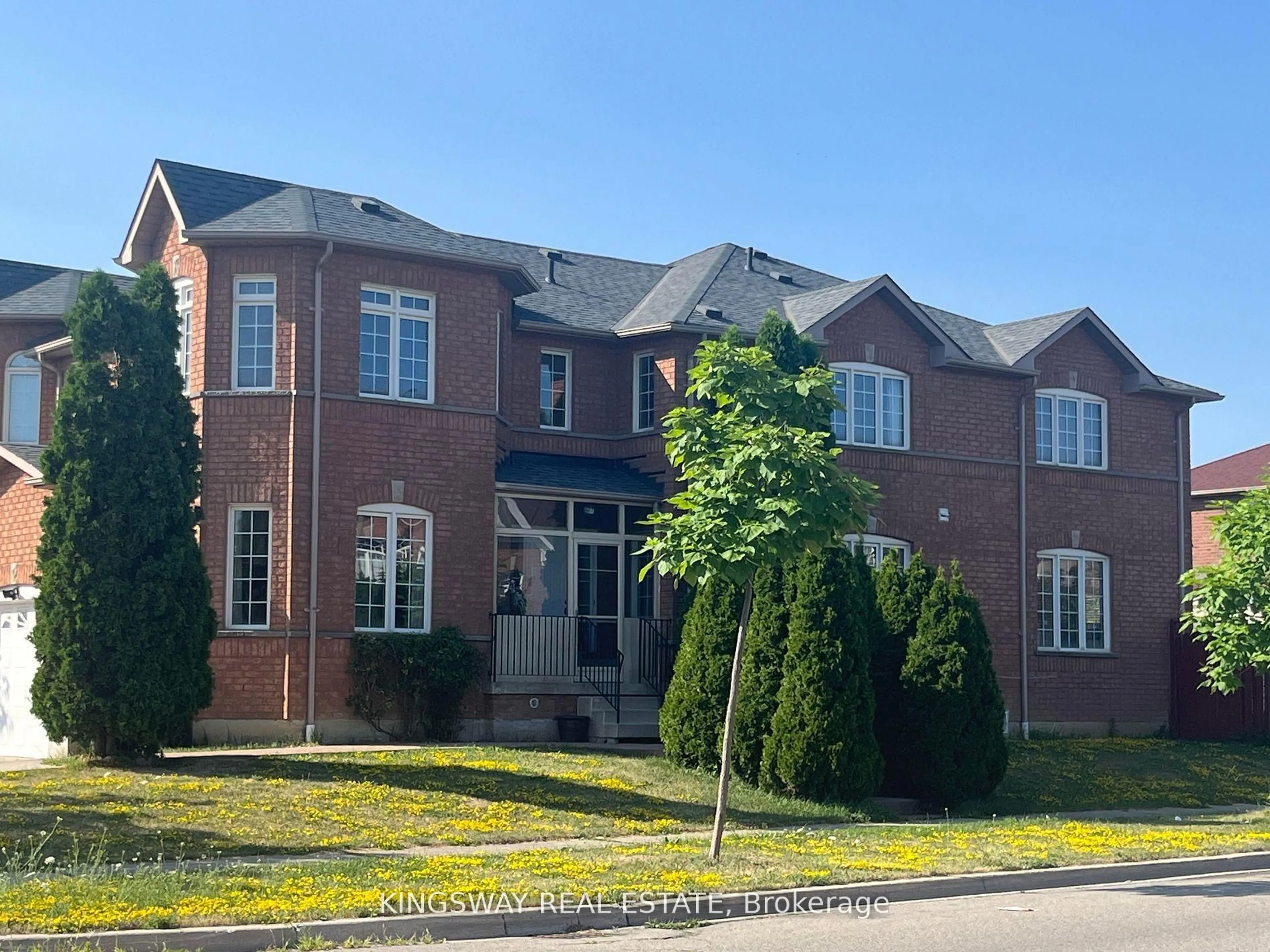 Home with brick exterior material, unknown for 5998 Gant Cres, Mississauga Ontario L5V 2T6
