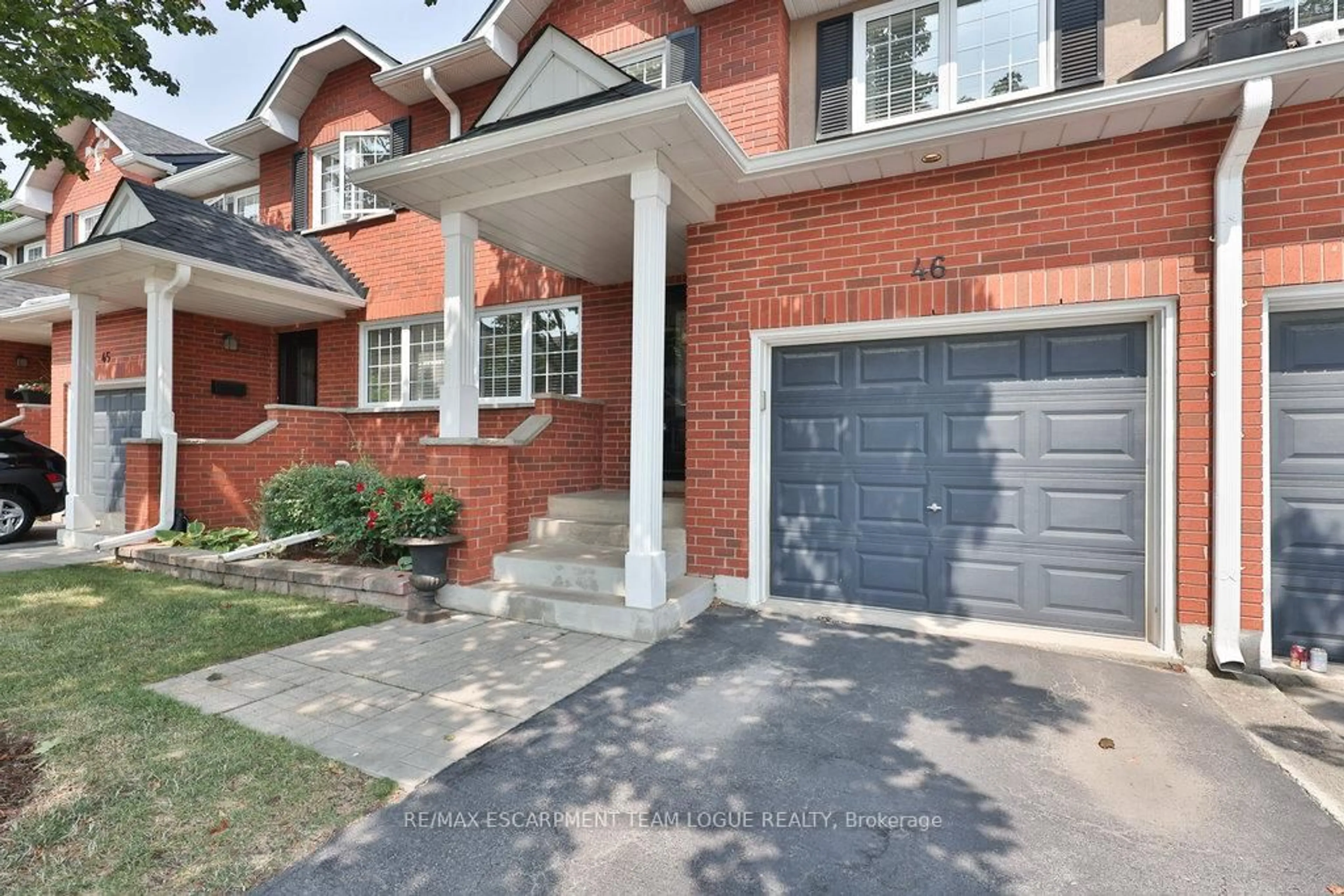Home with brick exterior material, street for 2880 HEADON FOREST Dr #46, Burlington Ontario L7M 4H2