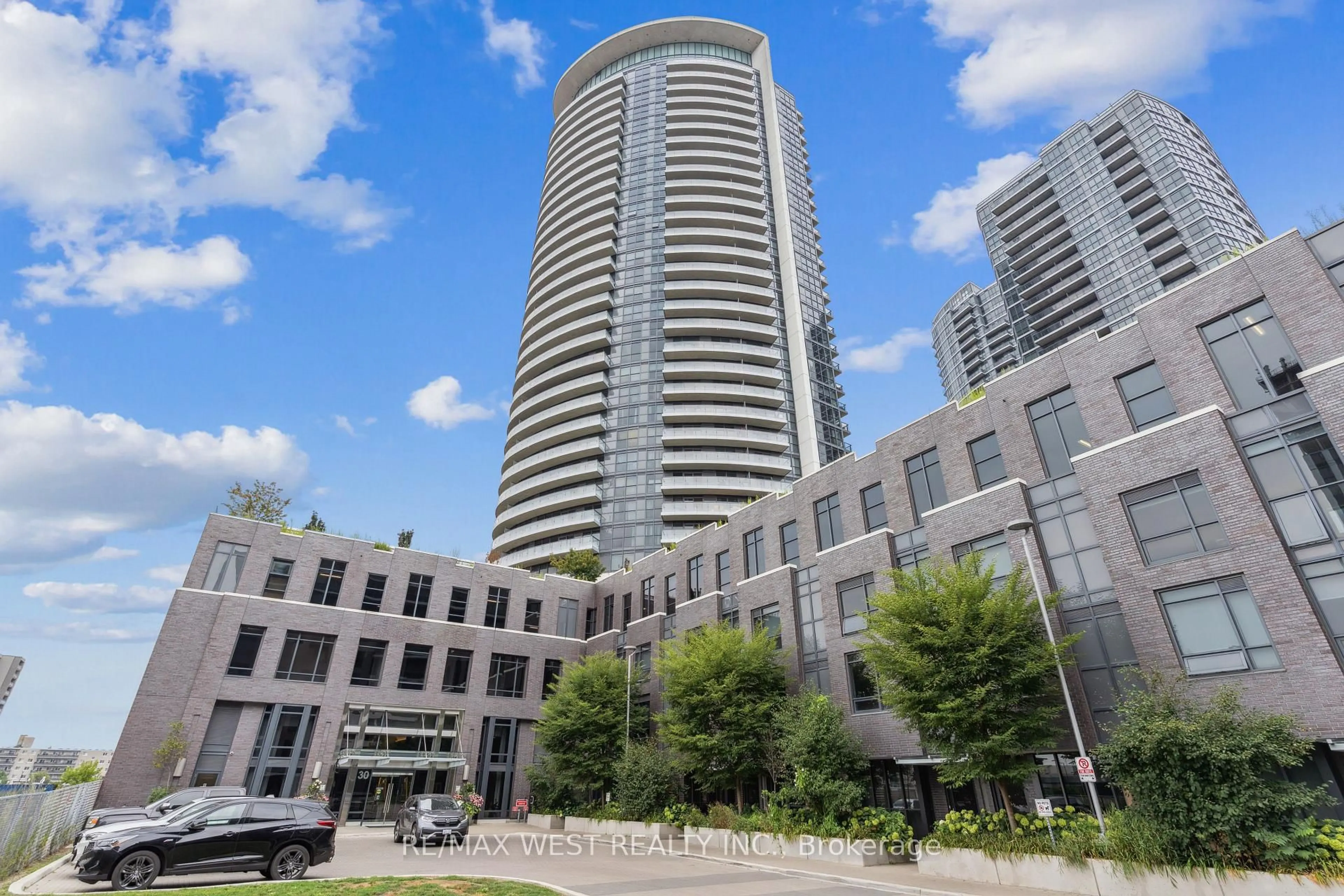 Unknown for 30 Gibbs Rd #3310, Toronto Ontario M9B 0E4