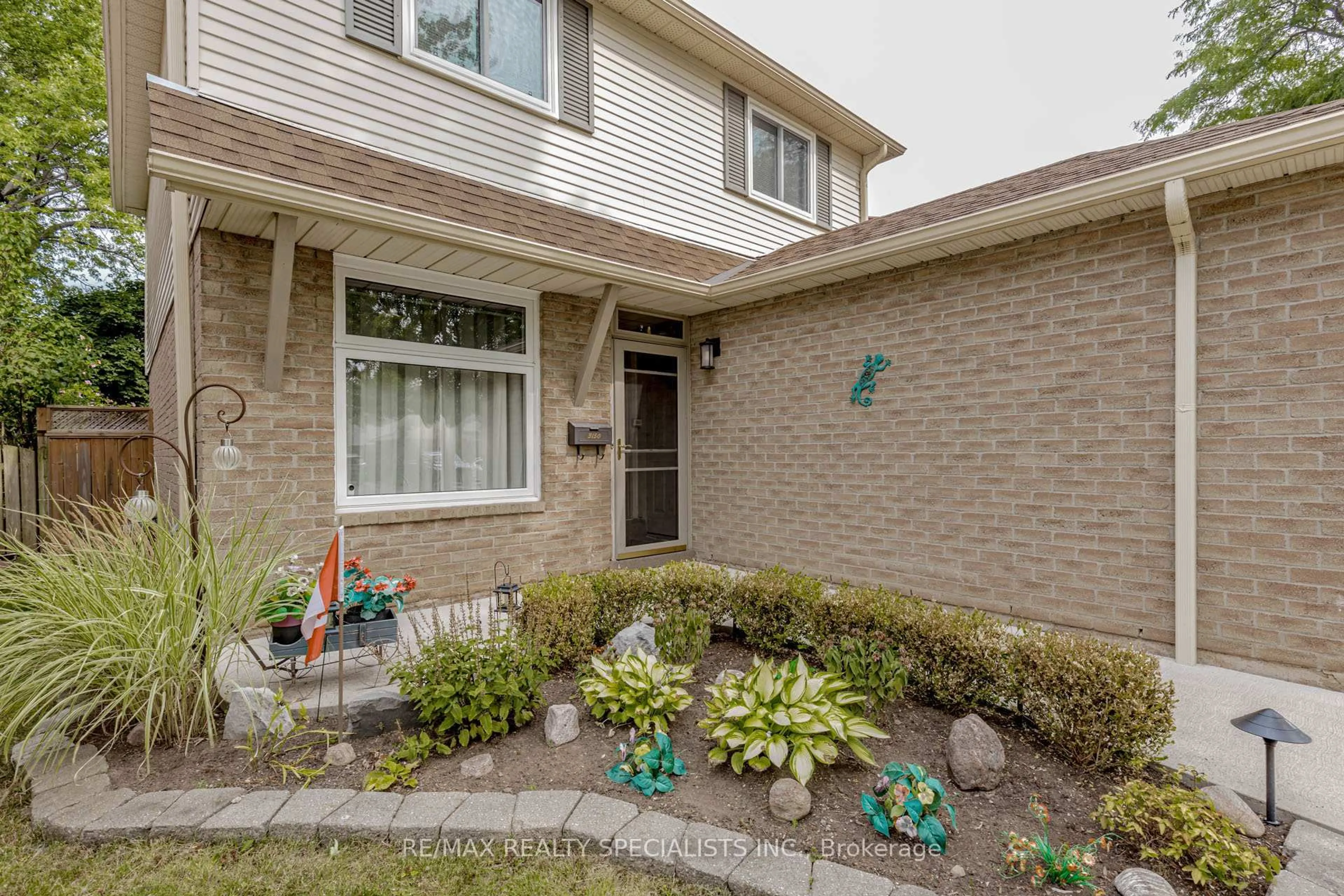 Unknown for 3150 Cantelon Cres, Mississauga Ontario L5N 3J8