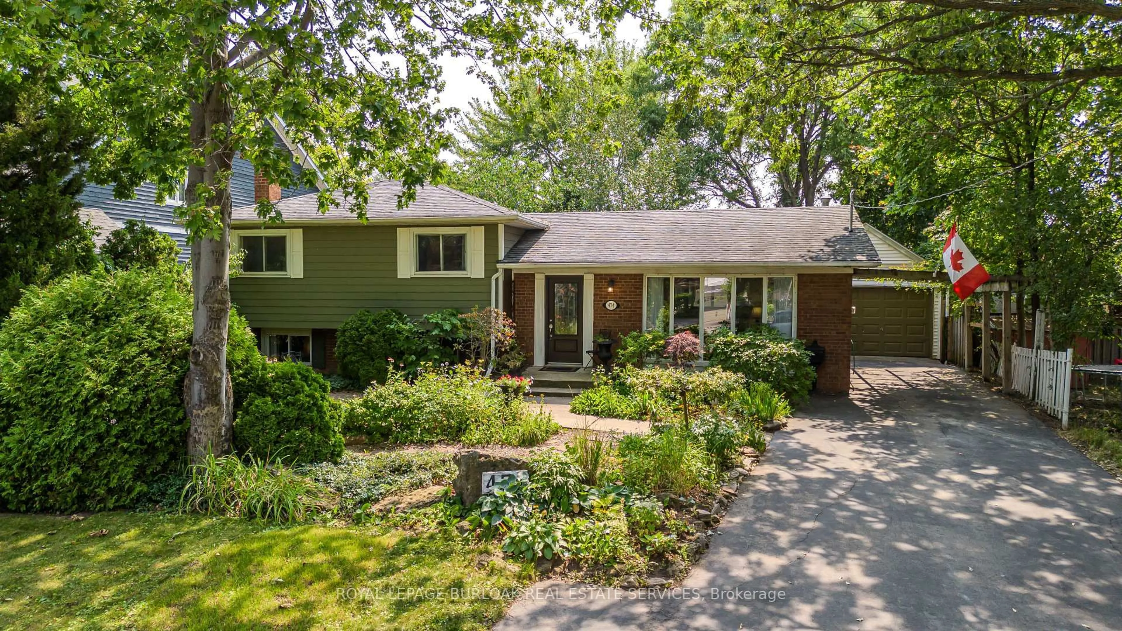 Home with brick exterior material, street for 474 Sandlewood Rd, Oakville Ontario L6L 3S4