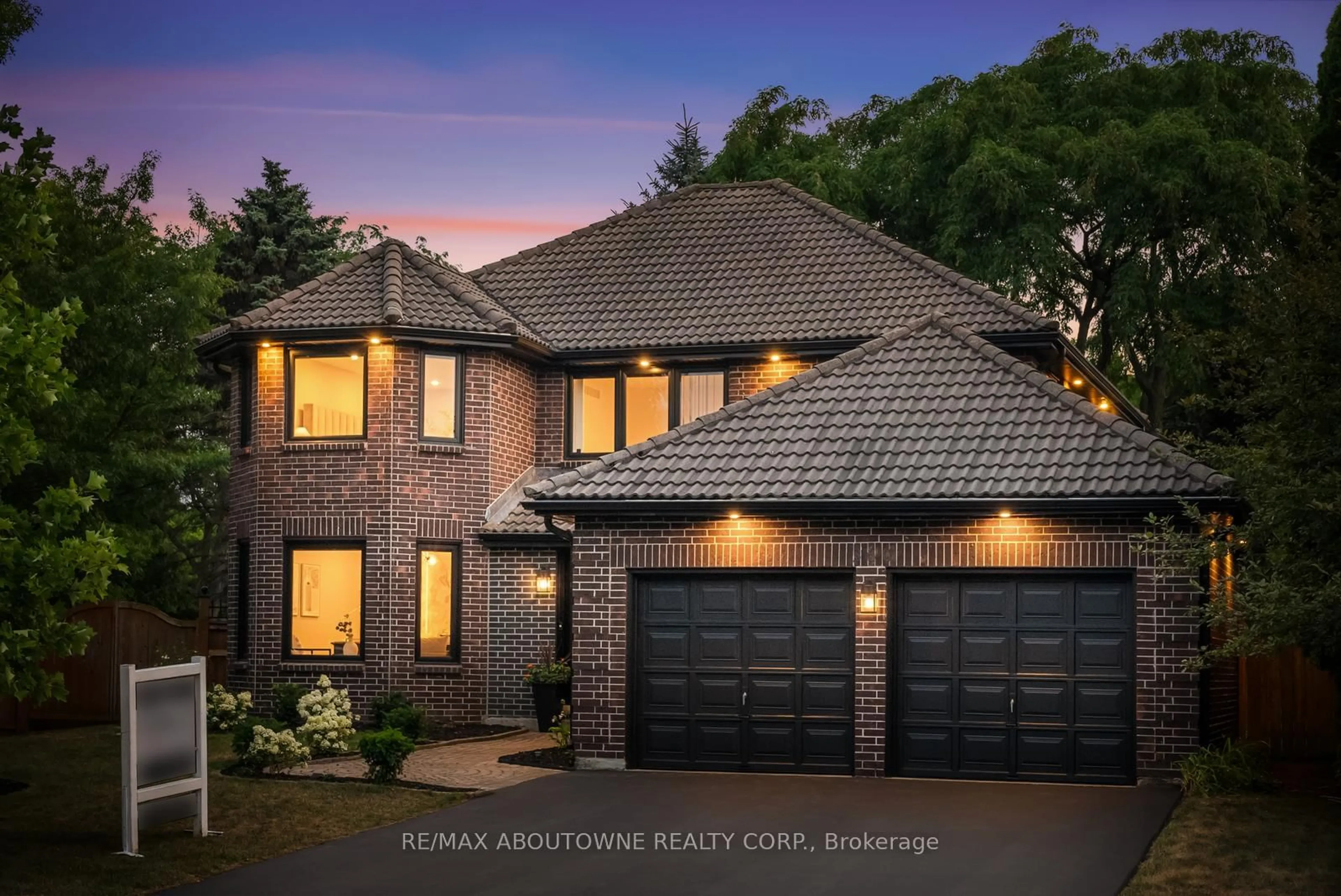 Home with brick exterior material, unknown for 360 Claremont Cres, Oakville Ontario L6J 6K1