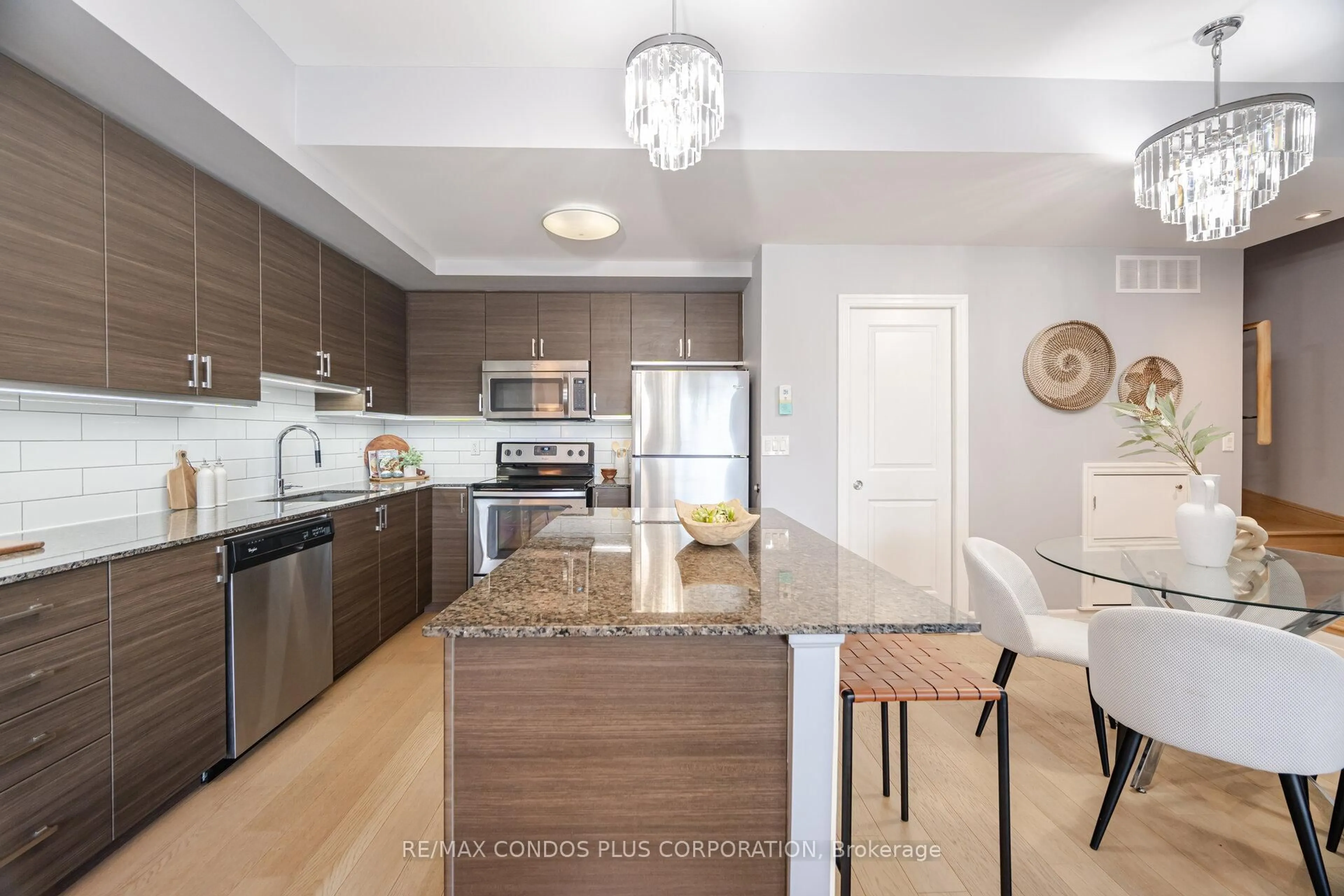 Open concept kitchen, unknown for 63 Ruskin Ave #203, Toronto Ontario M6P 3P7