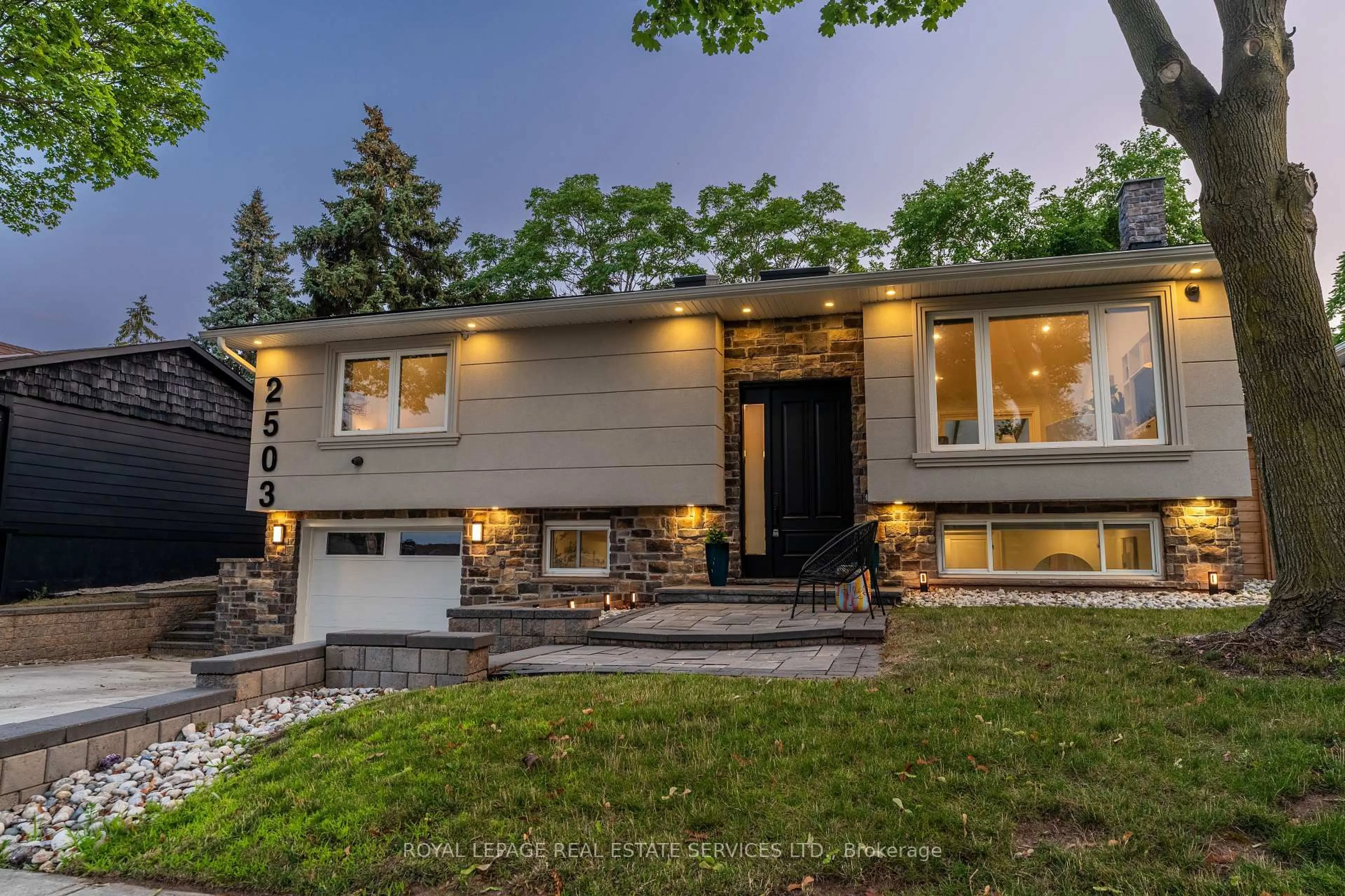 Home with brick exterior material, street for 2503 Yarmouth Cres, Oakville Ontario L6L 2M9