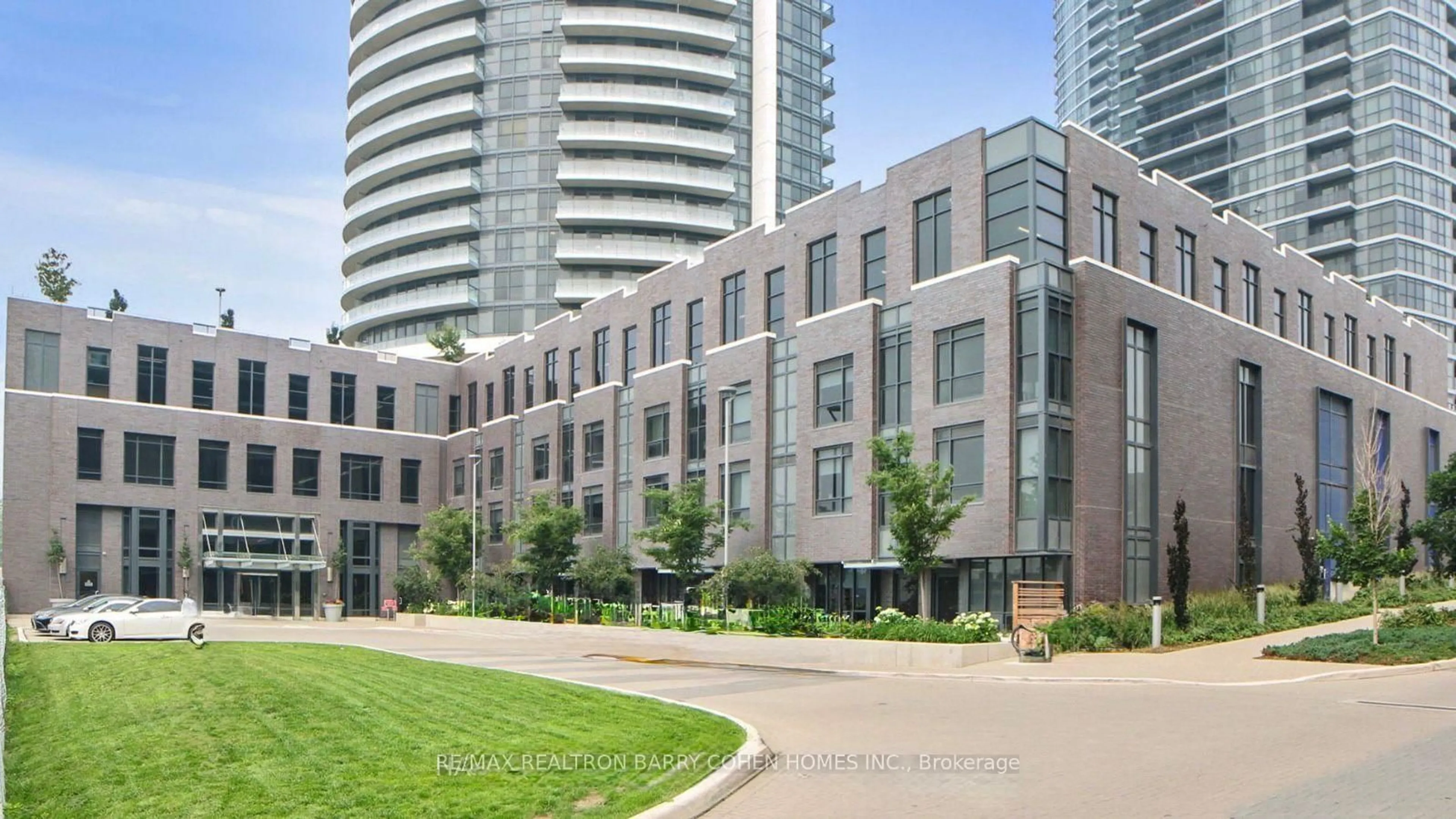 Unknown for 30 Gibbs Rd #5, Toronto Ontario M9B 0E4