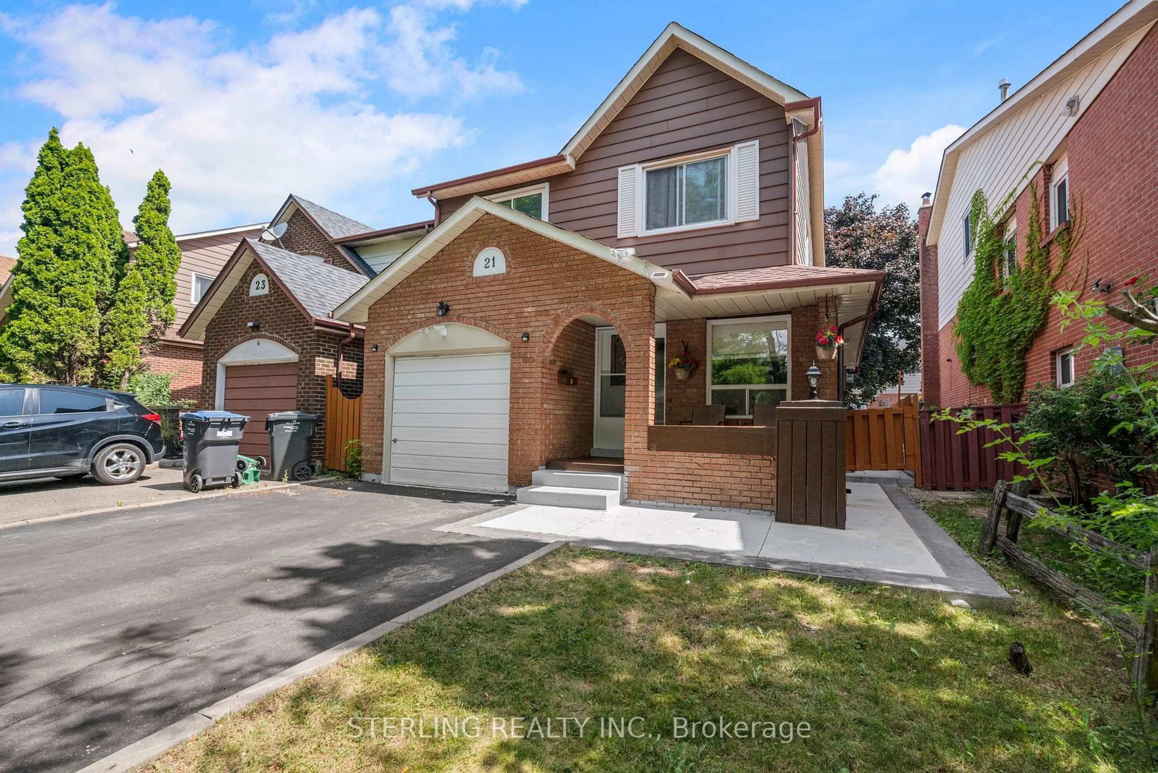 Home with brick exterior material, street for 21 Foxacre Row, Brampton Ontario L6V 3V7