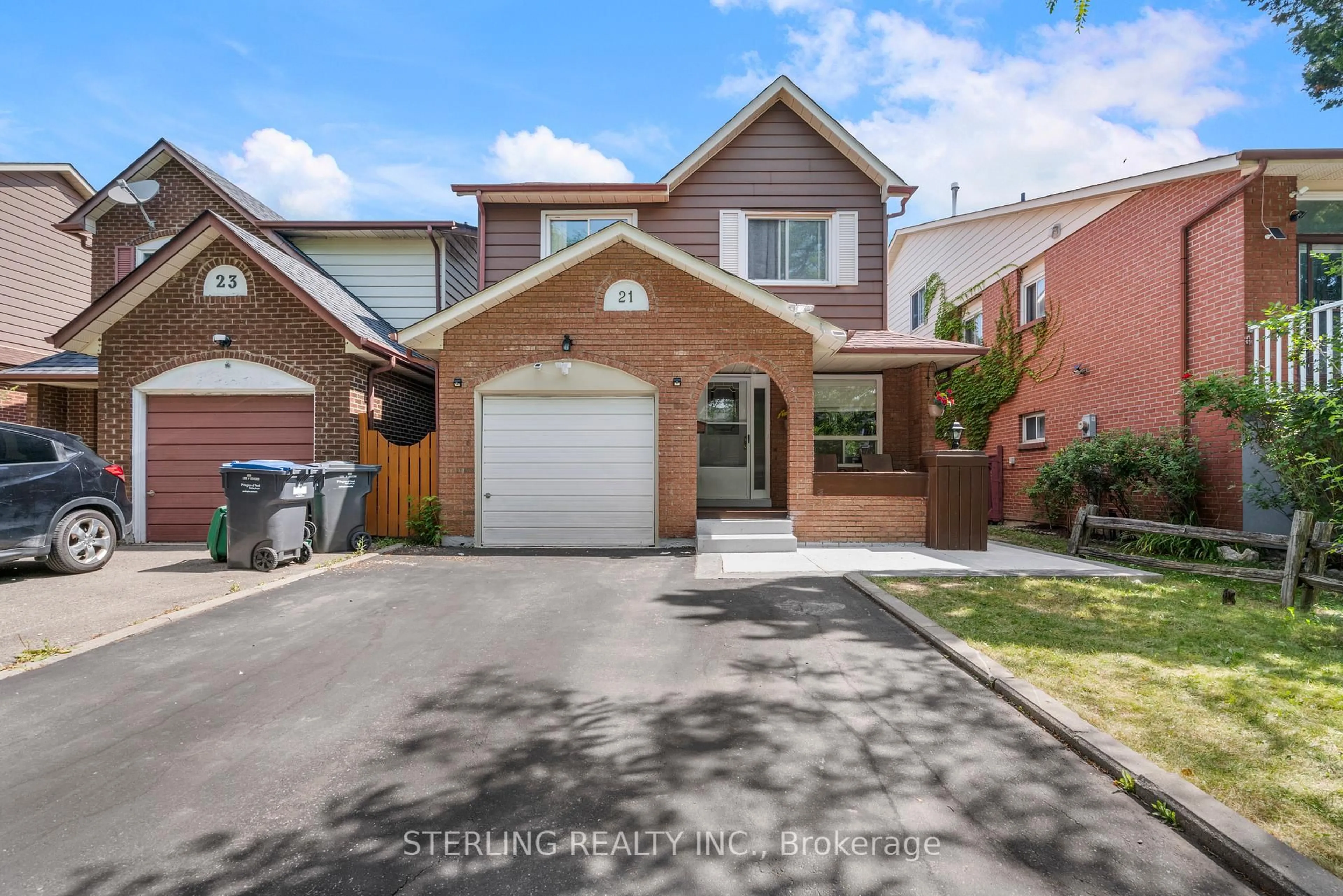 Home with brick exterior material, street for 21 Foxacre Row, Brampton Ontario L6V 3V7